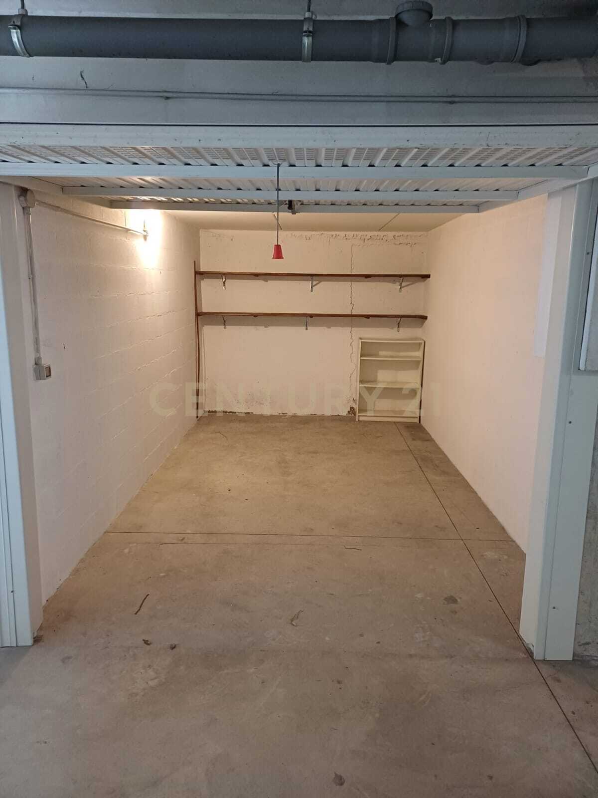 Box/Garage 16mq con giardino in via albere 17, Verona