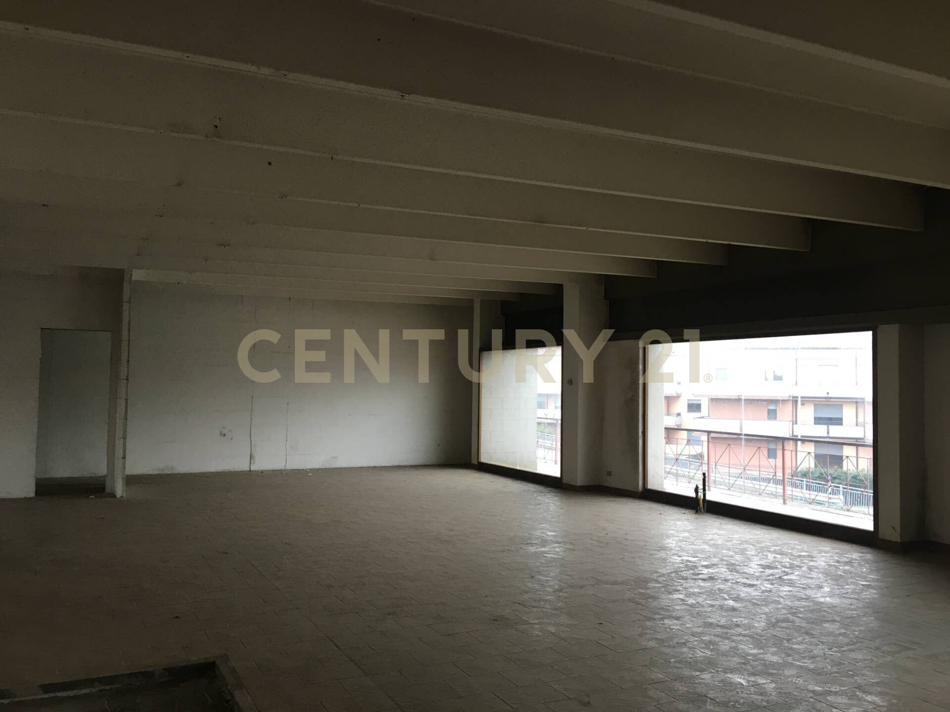 Ufficio con giardino in via vespucci amerigo snc, San Martino Buon Albergo