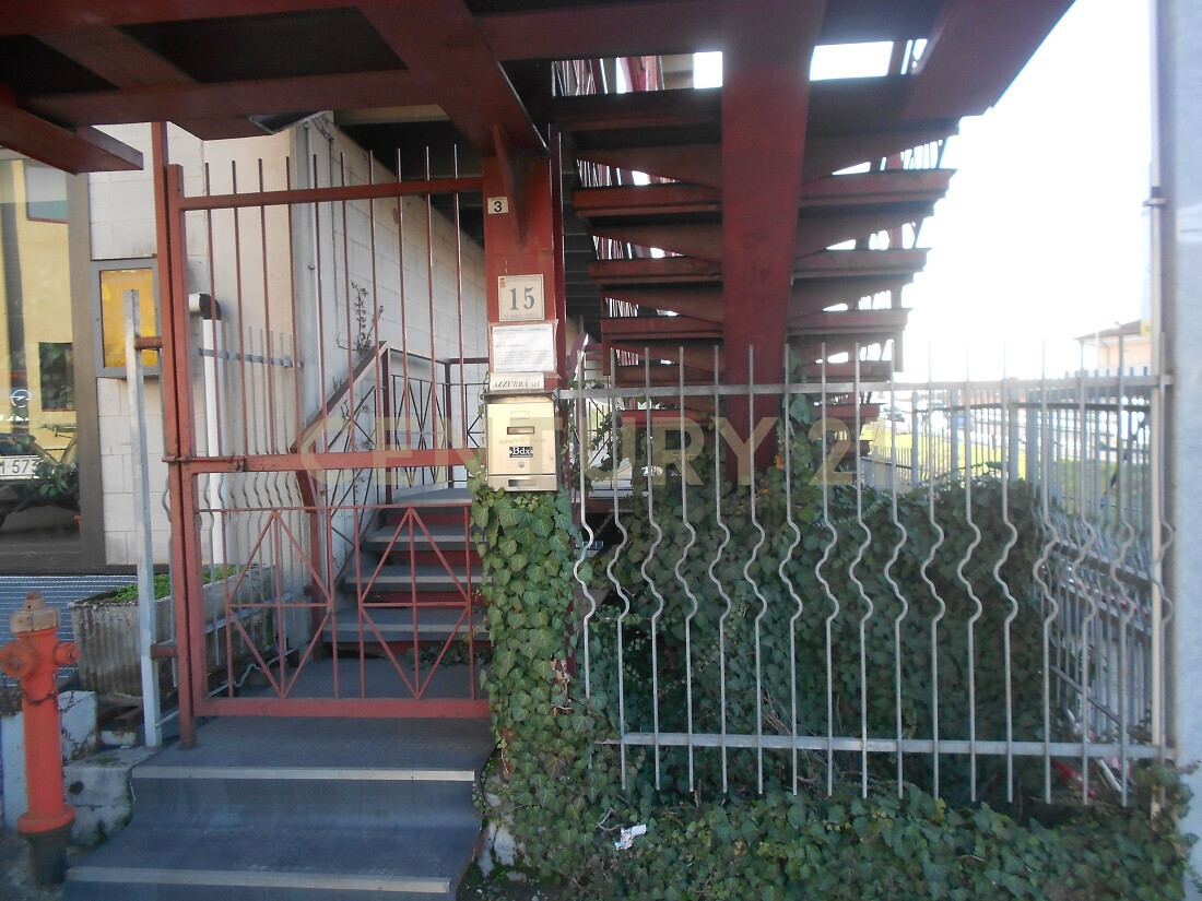 Ufficio da ristrutturare in via vespucci amerigo, San Martino Buon Albergo