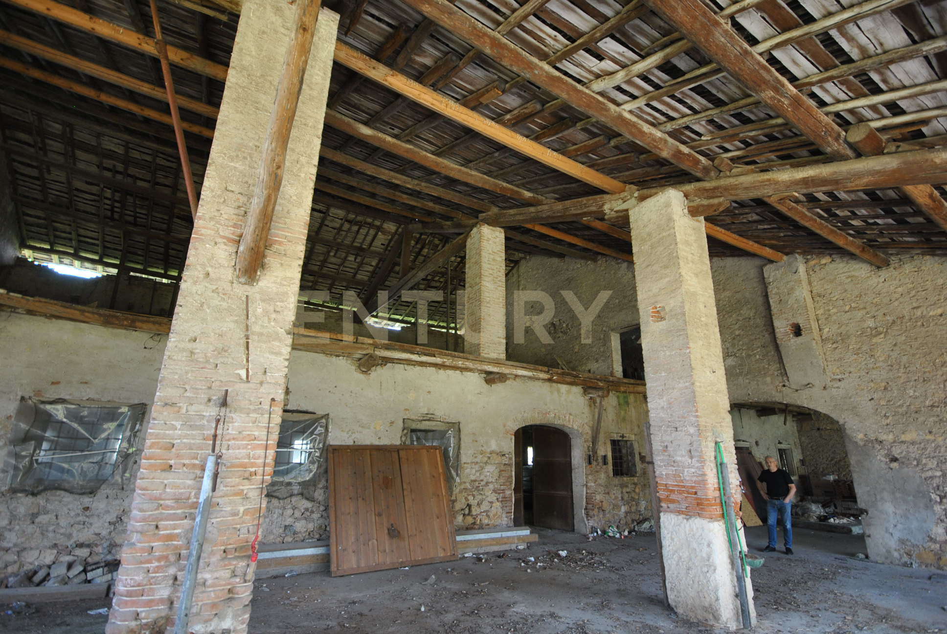 Stabile/Palazzo con giardino in via padovana 1a, Arcole