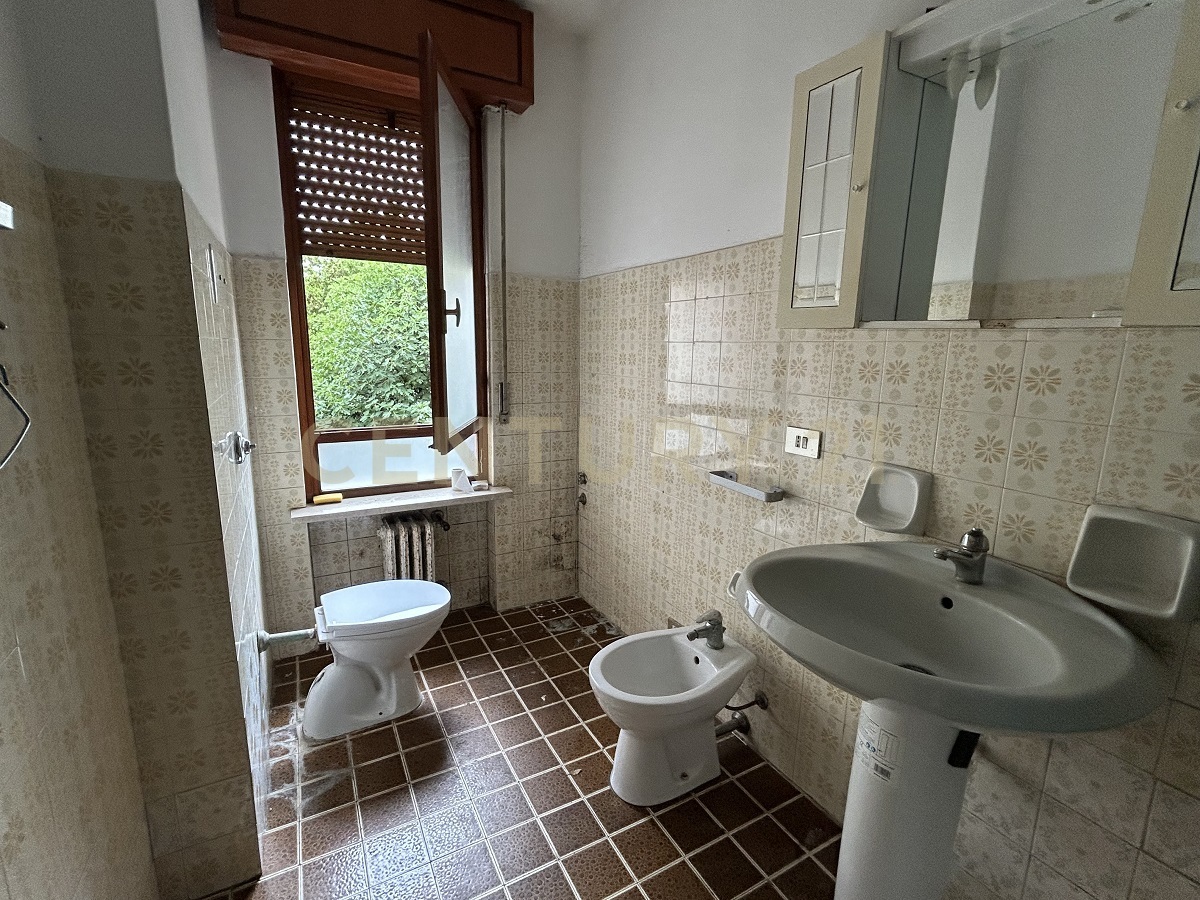 Appartamento con giardino in via merano 7, Verona