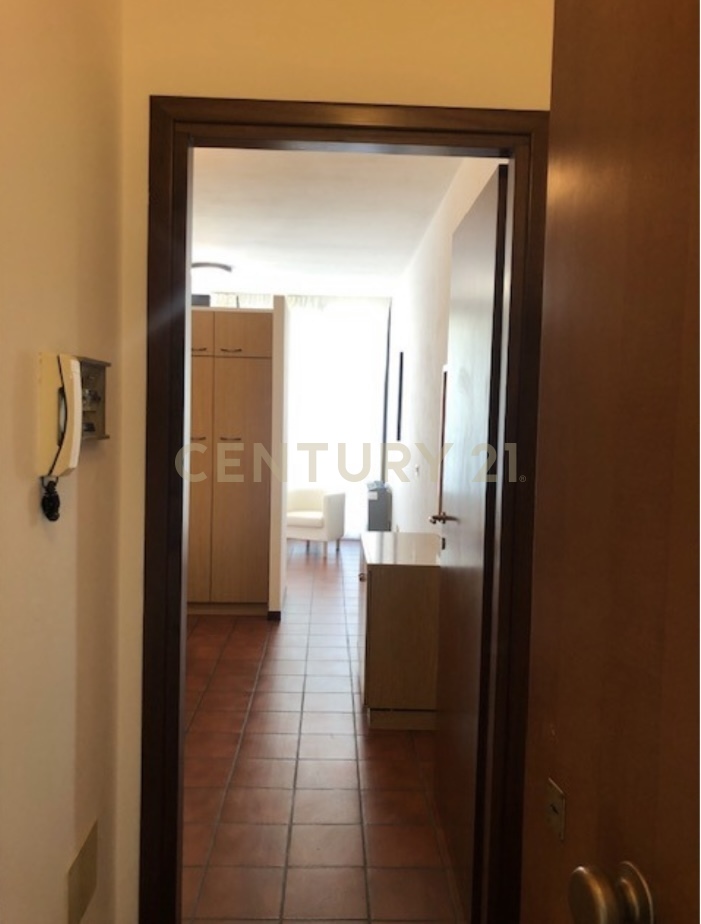 Monolocale con terrazzo in via mercurio 1, Verona