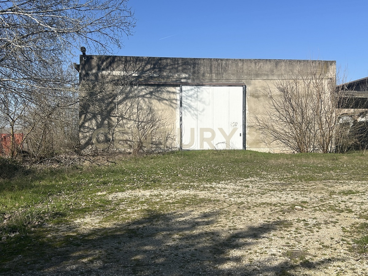 Capannone in affitto in via san pierino 316, Bovolone