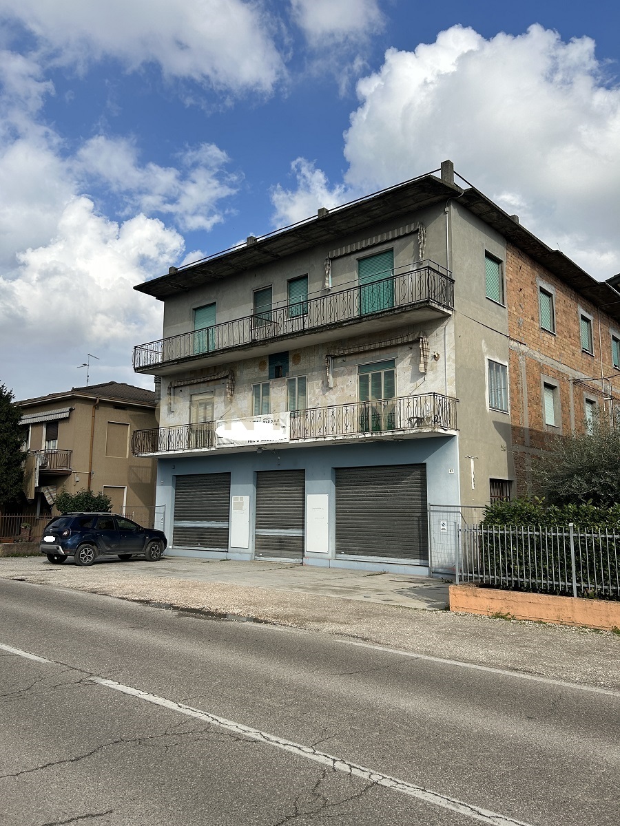 Stabile/Palazzo da ristrutturare in via roma 85, Isola della Scala
