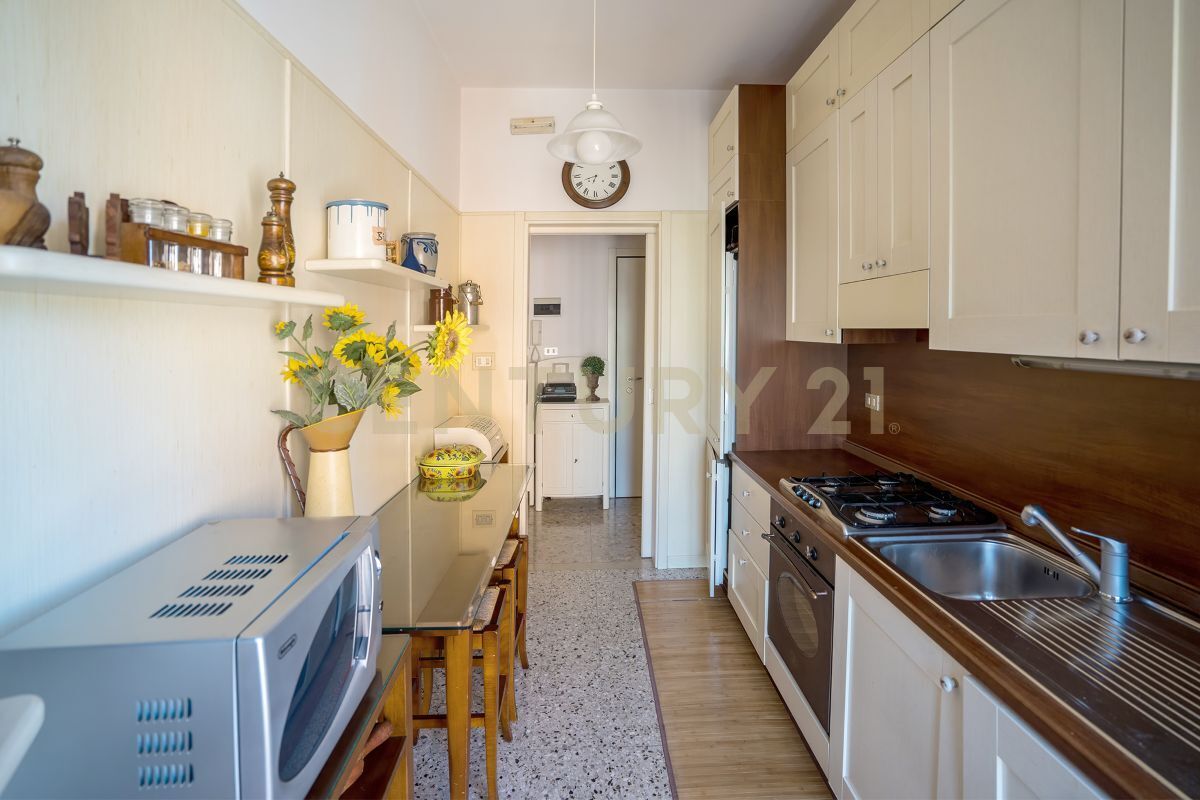 Quadrilocale in vendita in via andrea doria 21, Verona