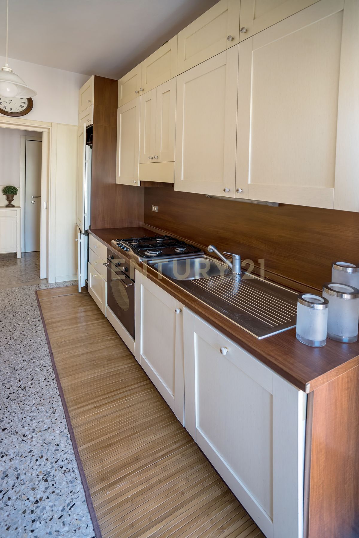 Quadrilocale in vendita in via andrea doria 21, Verona
