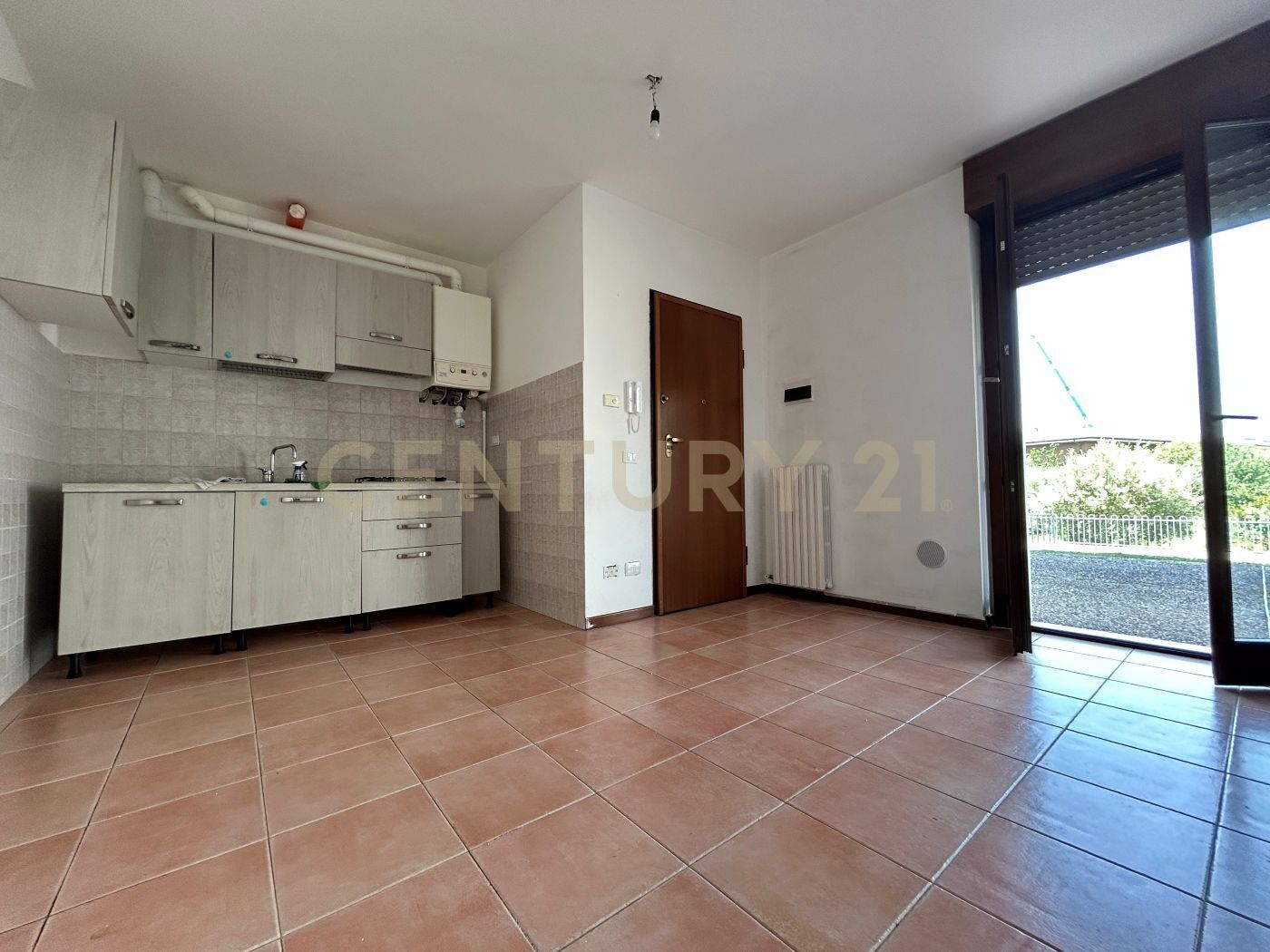 Trilocale con giardino in via antonio pigafetta 30, Colognola ai Colli