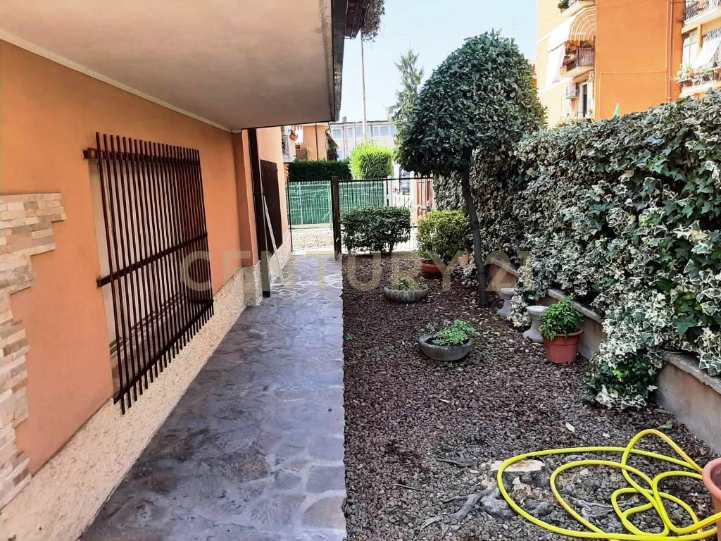 Casa indipendente con giardino in via giacomo favretto, Verona