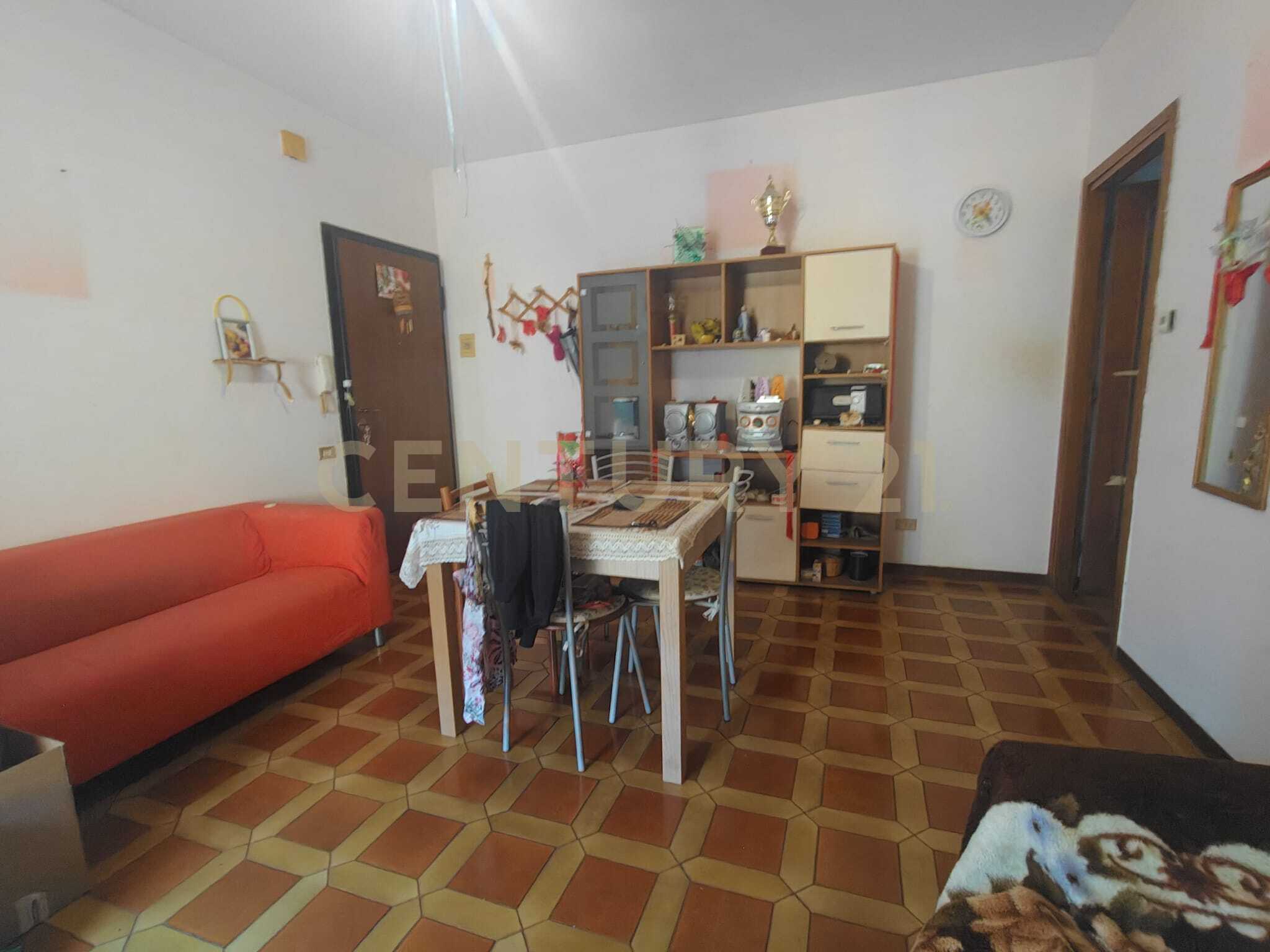 Quadrilocale da ristrutturare in via giovanni xxiii 2, Mozzecane