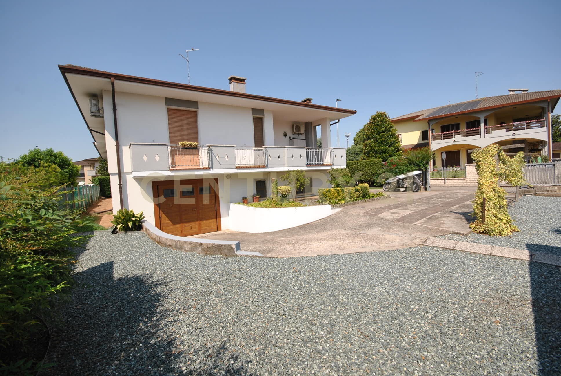 Casa indipendente con giardino a Oppeano