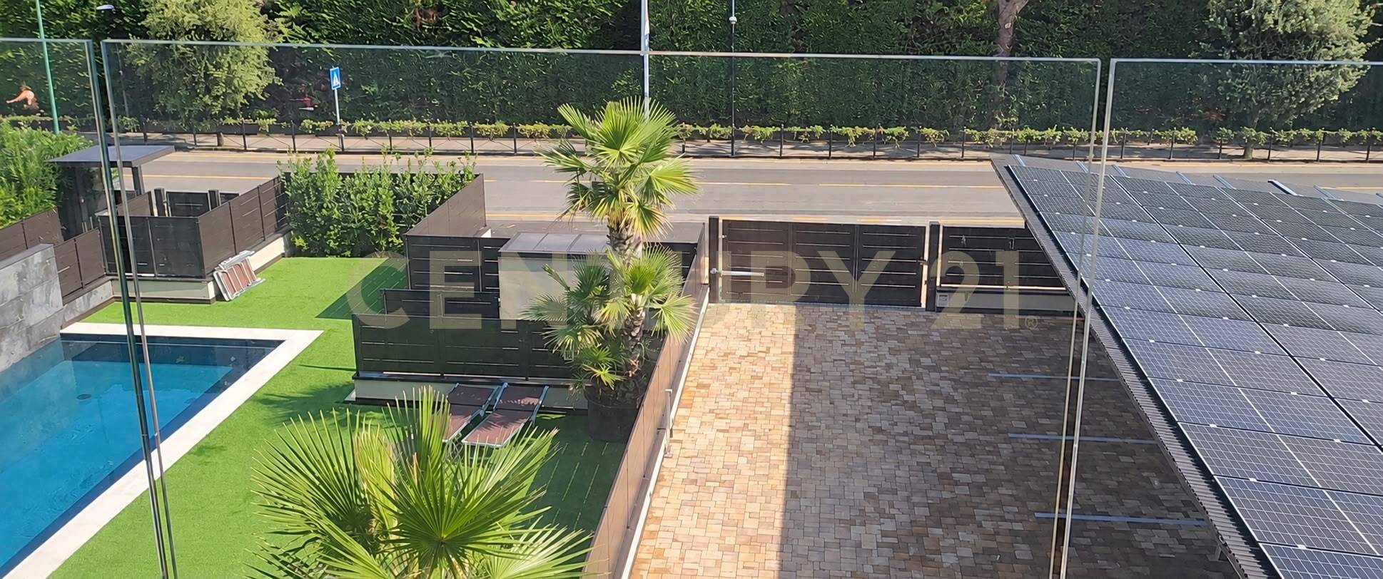 Appartamento con giardino in via bell'italia, Peschiera del Garda