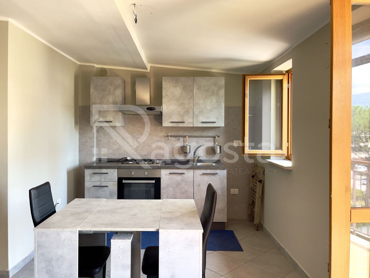 Mansarda in vendita a Pontecagnano Faiano, Pontecagnano