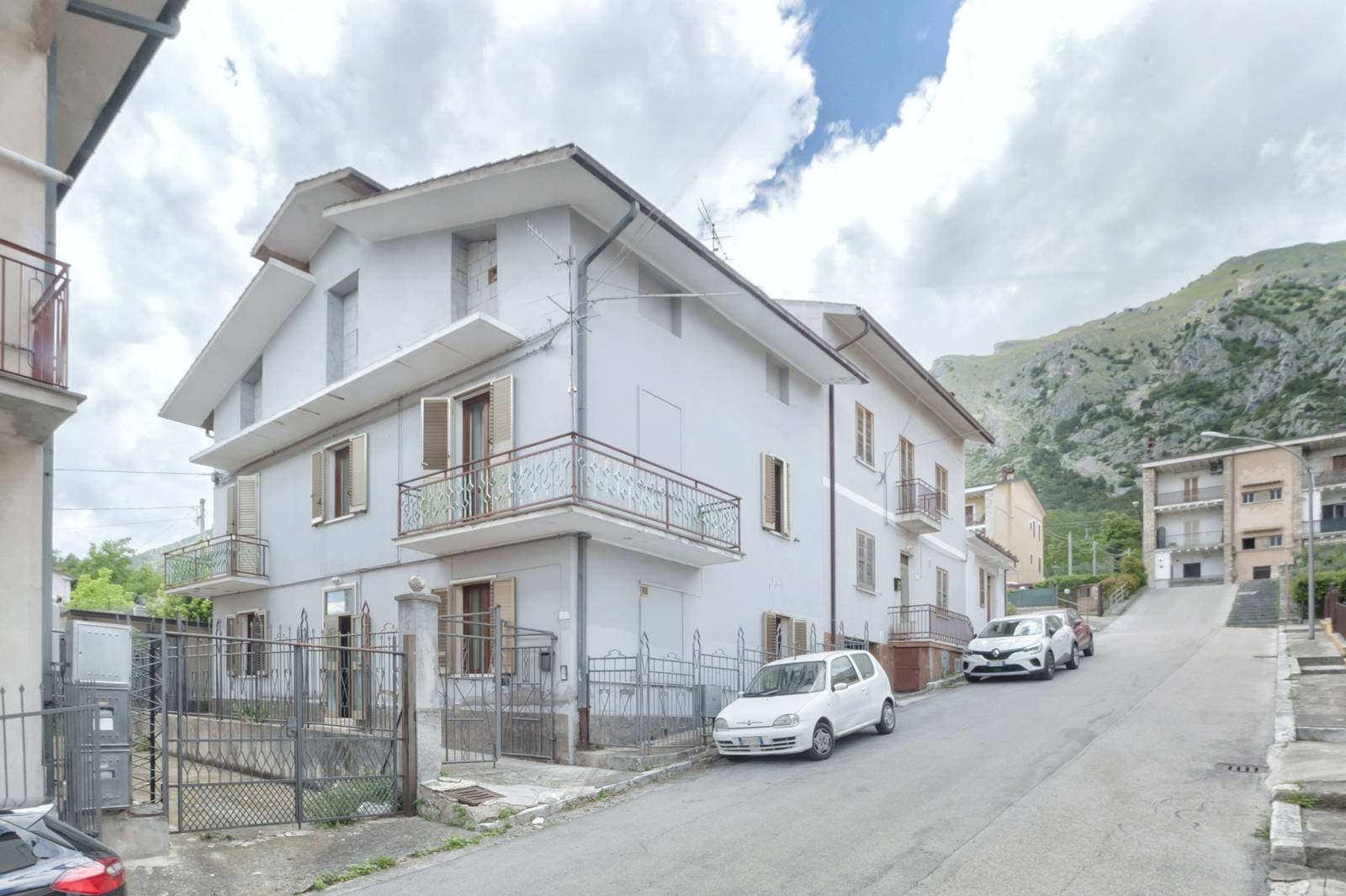 Casa semindipendente in vendita a Lama dei Peligni