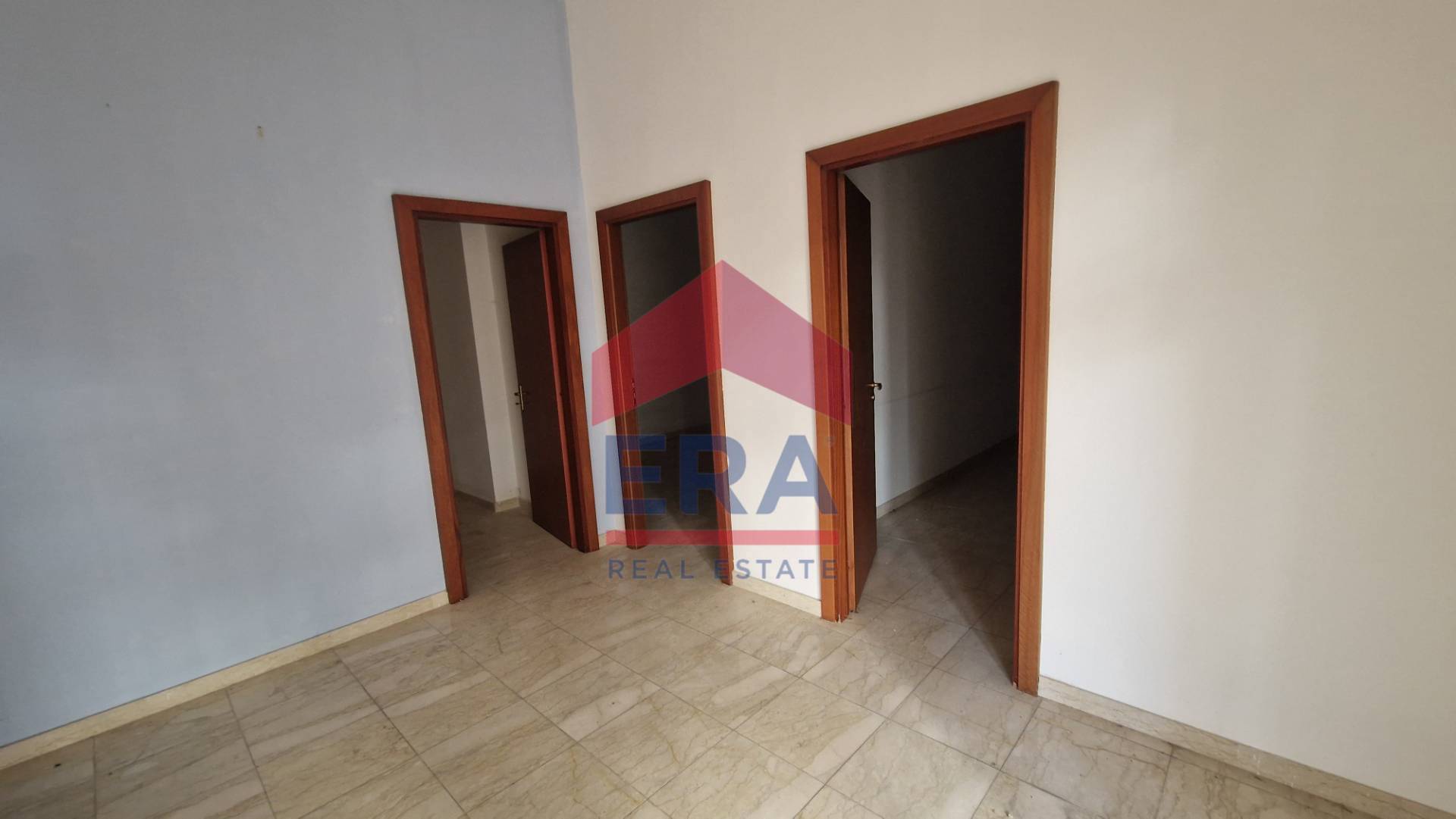 Commerciale Altro in vendita a Trapani, Semi periferia