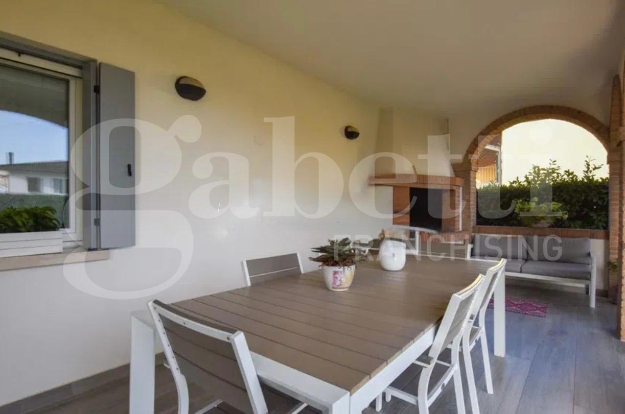 Villa con giardino a Istrana