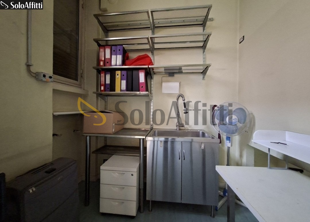 Locale commerciale in affitto in via antonio origo 28, Lissone