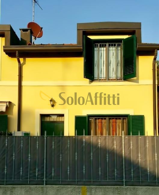 Bilocale con giardino in via ampelio pessina 40, Biassono