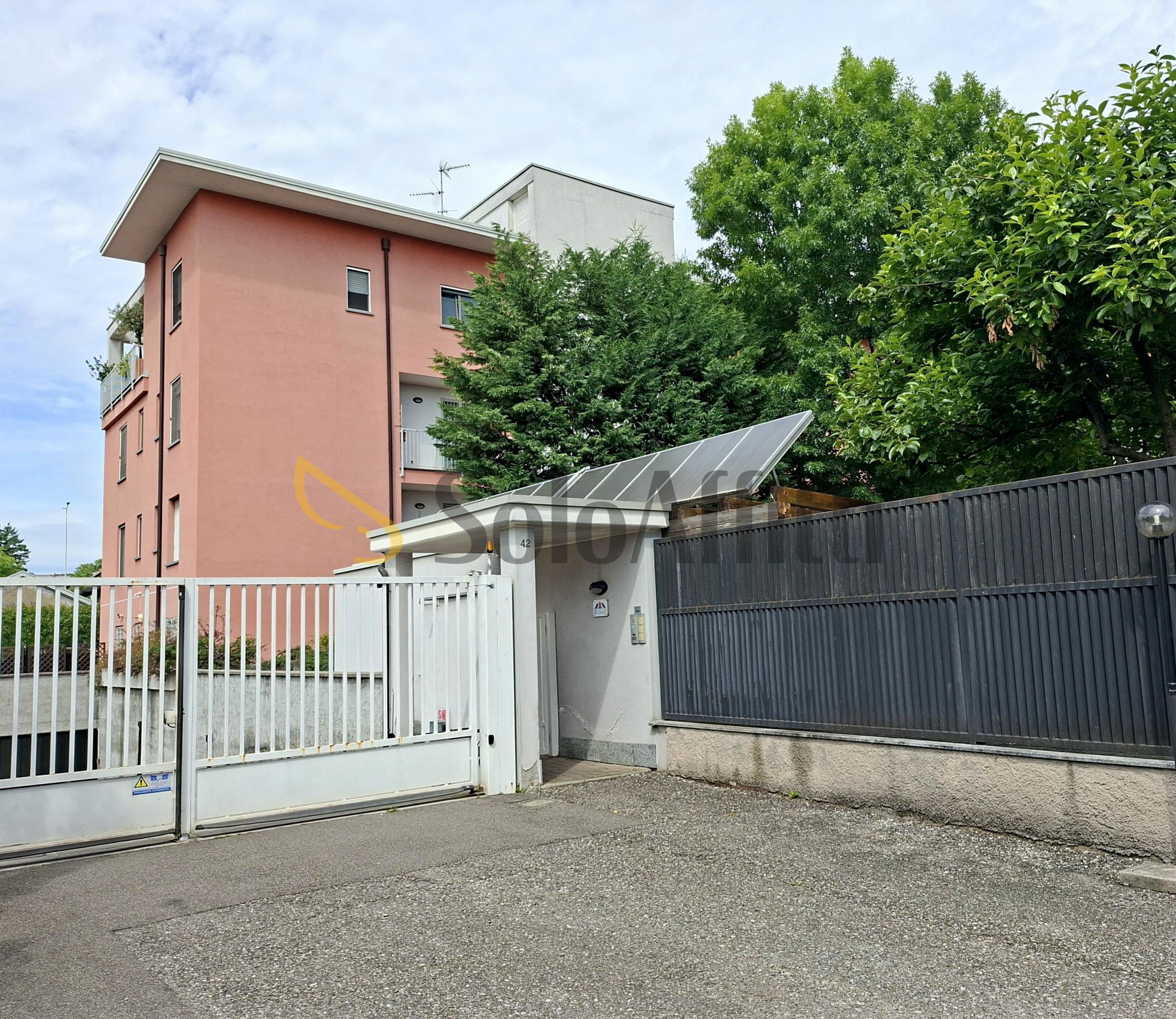 Bilocale a basso consumo in via lario 42, Monza