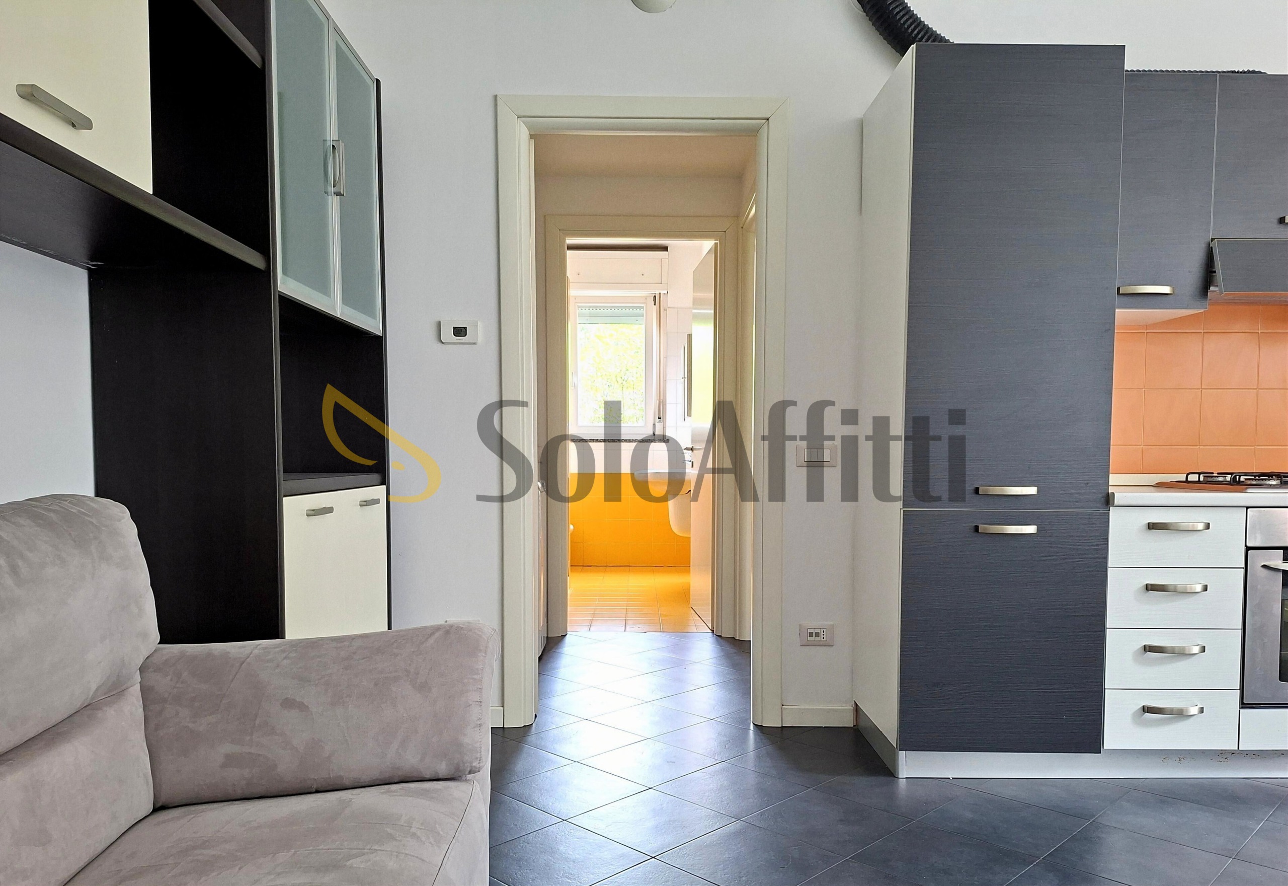 Bilocale a basso consumo in via lario 42, Monza