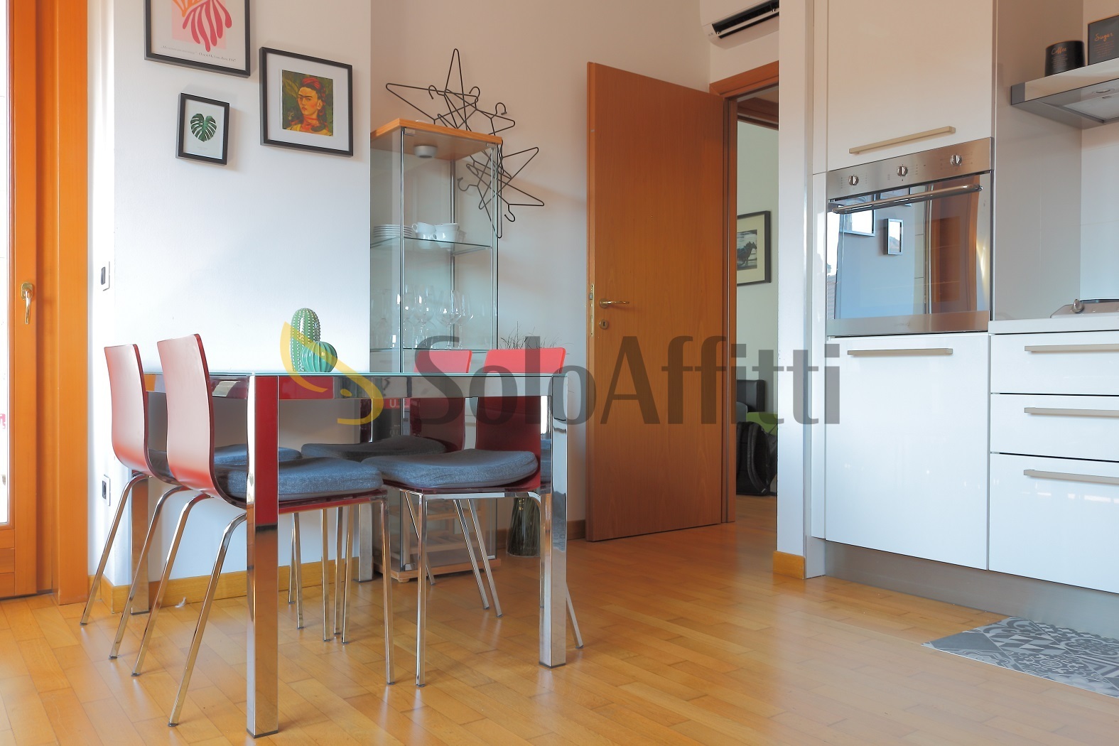 Bilocale classe A1 in via gressoney 7, Milano