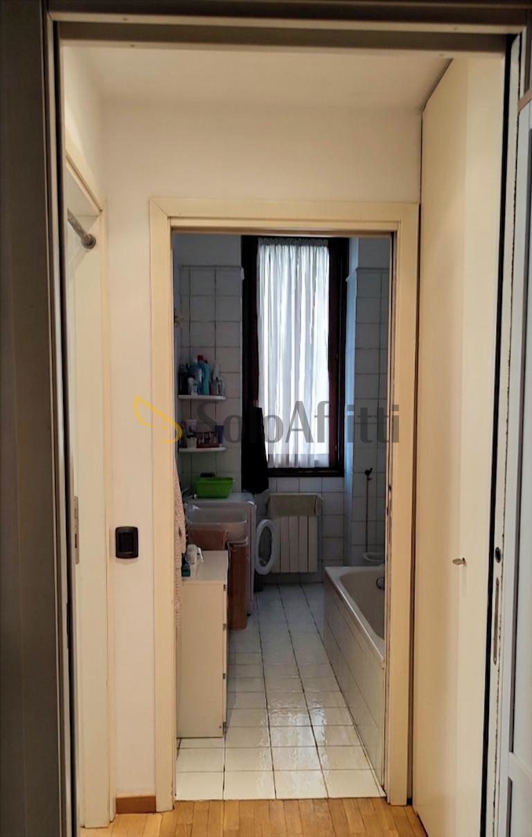 Bilocale con box in corso milano 58, Monza