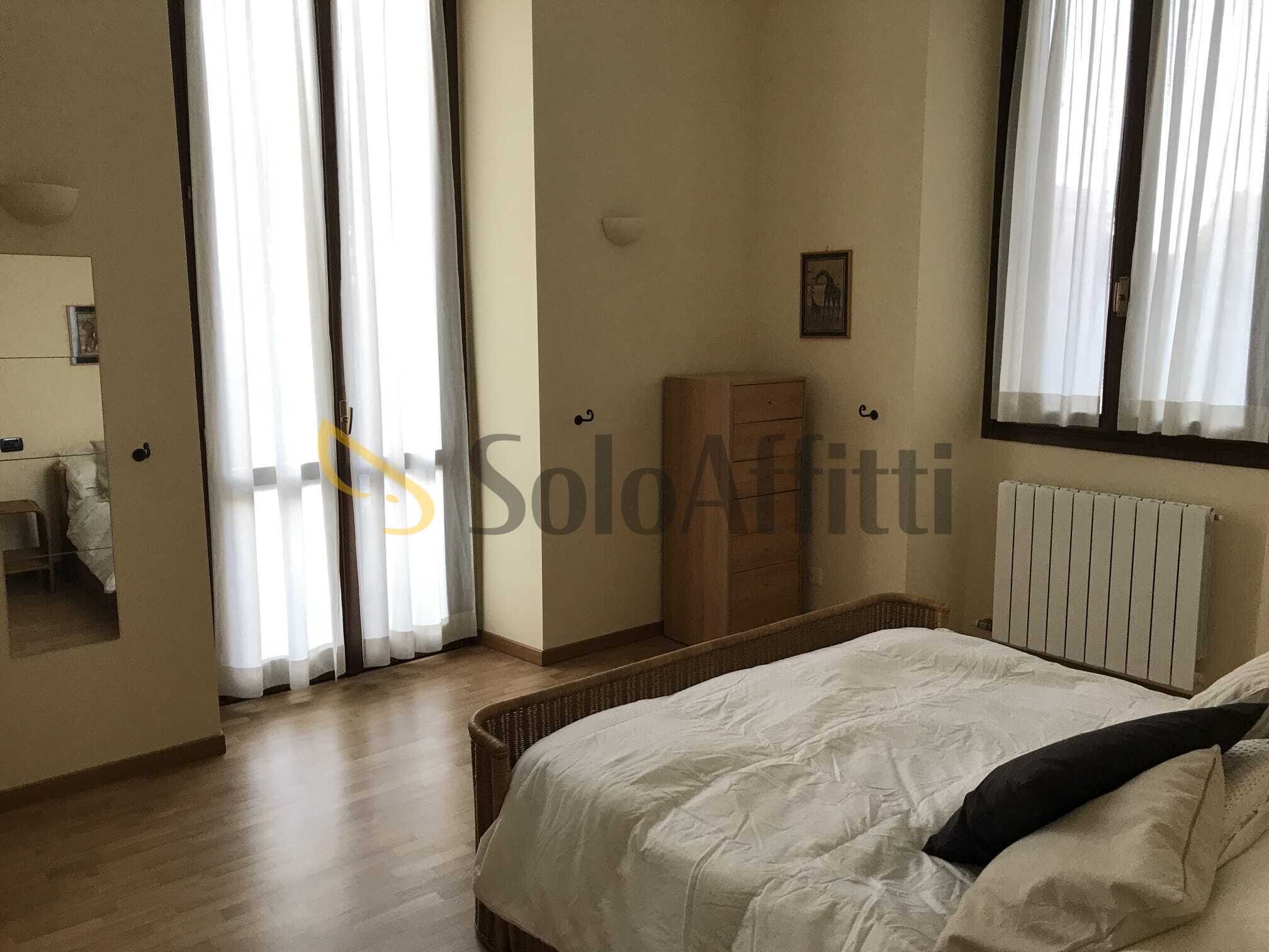 Bilocale con box in corso milano 58, Monza