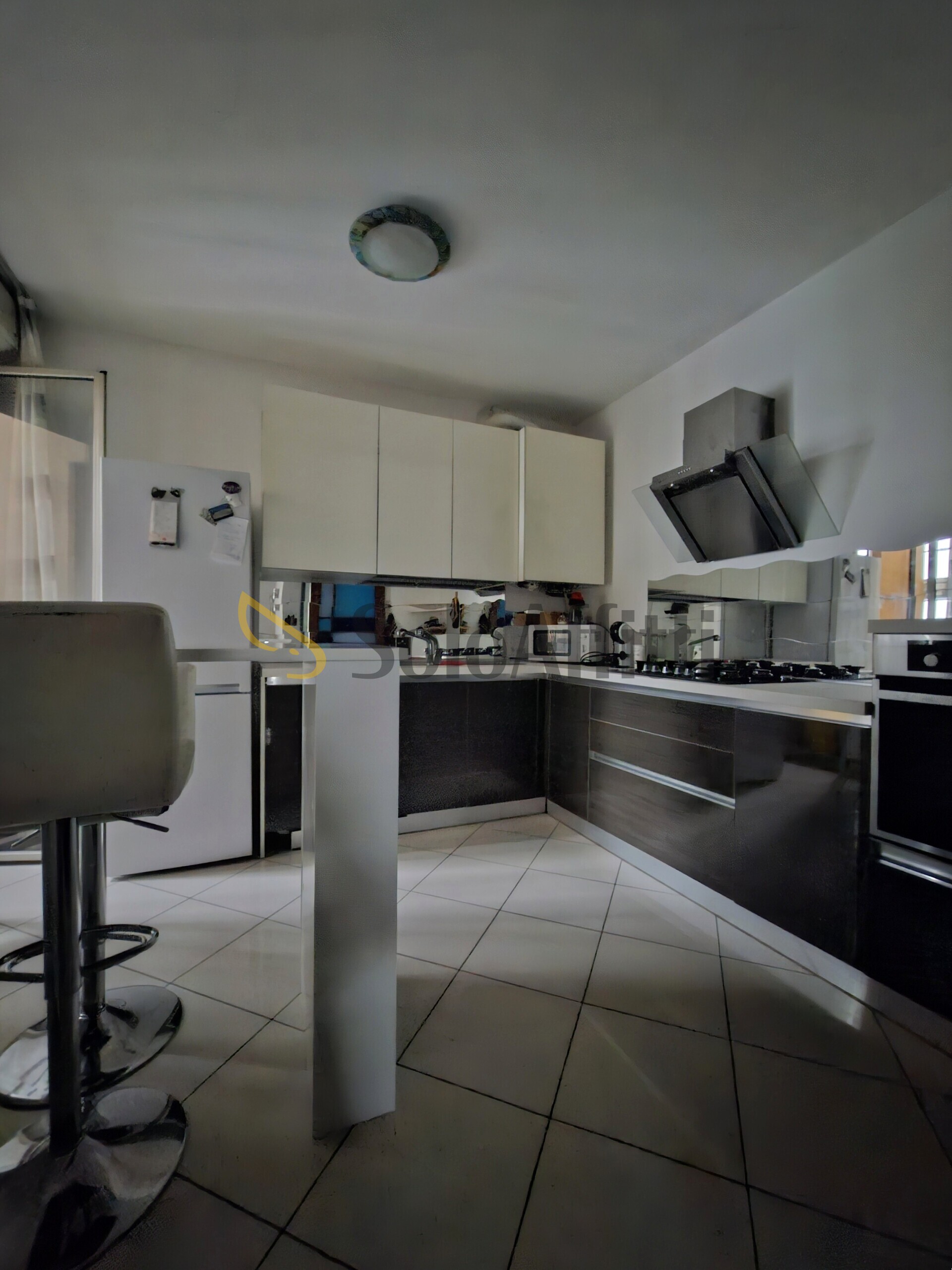 Trilocale con box in via n. copernico 28, Lissone