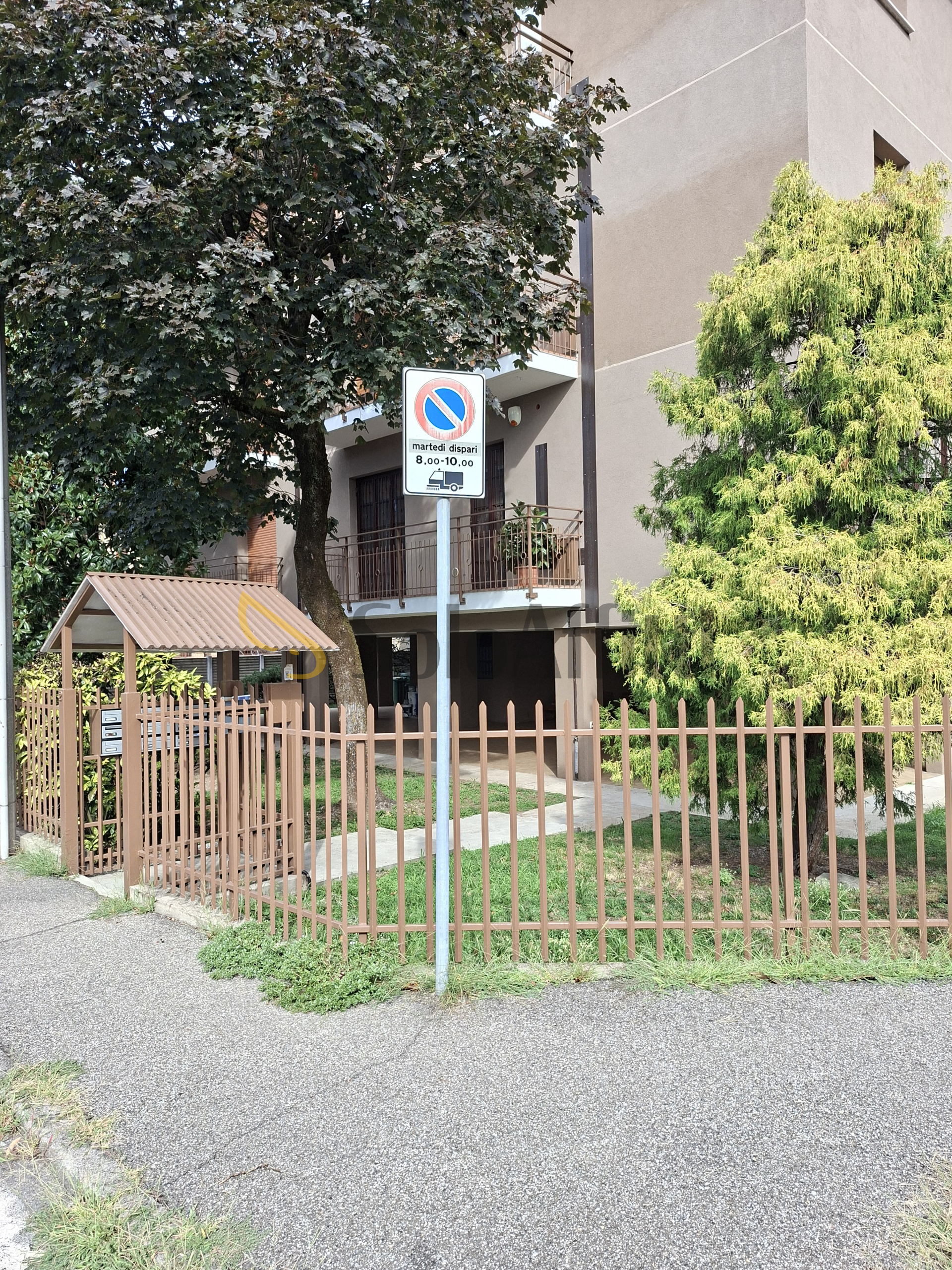 Trilocale con box in via luigi einaudi 2, Muggi�