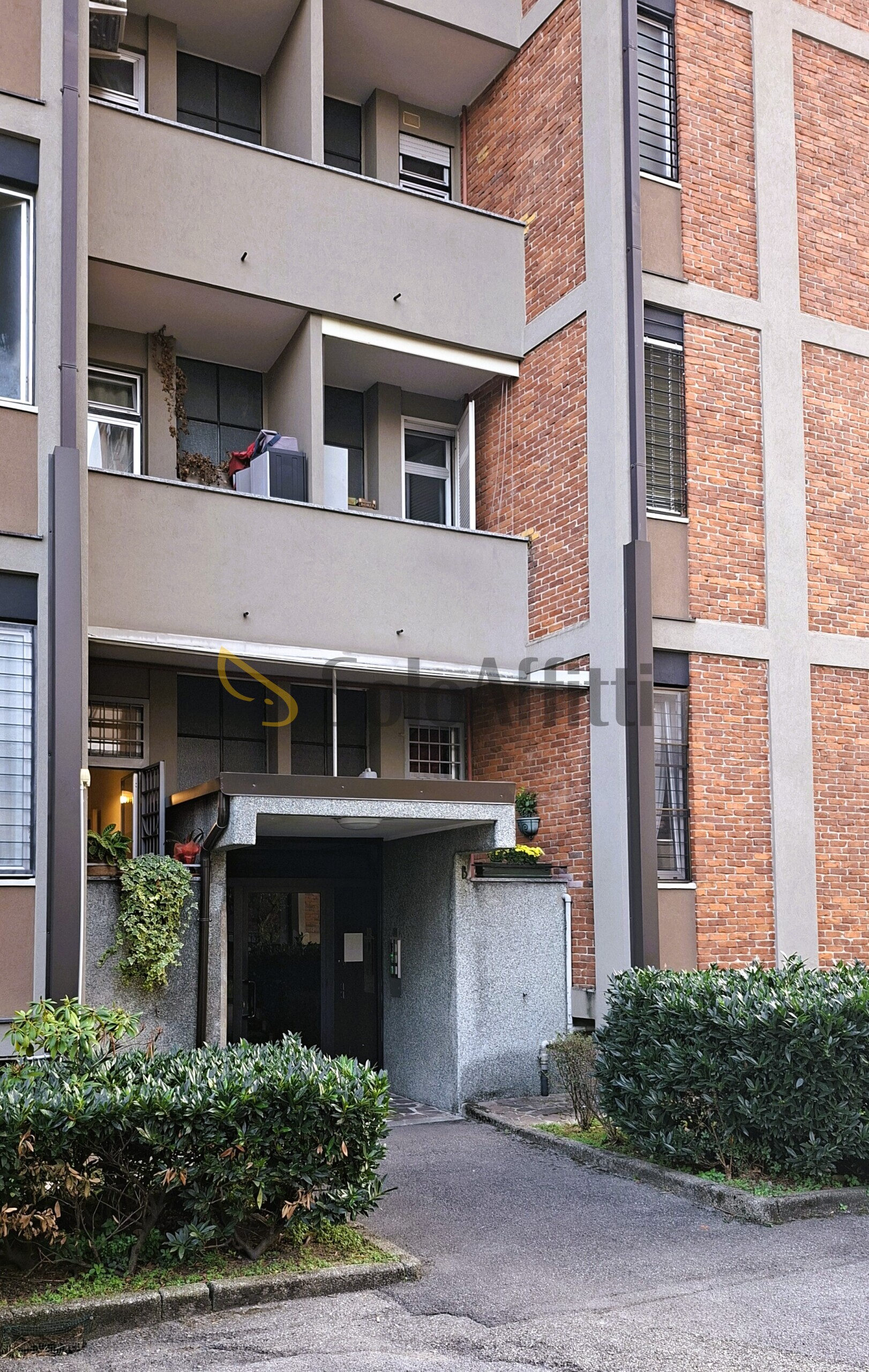 Trilocale in affitto in via n. paganini 28b, Monza