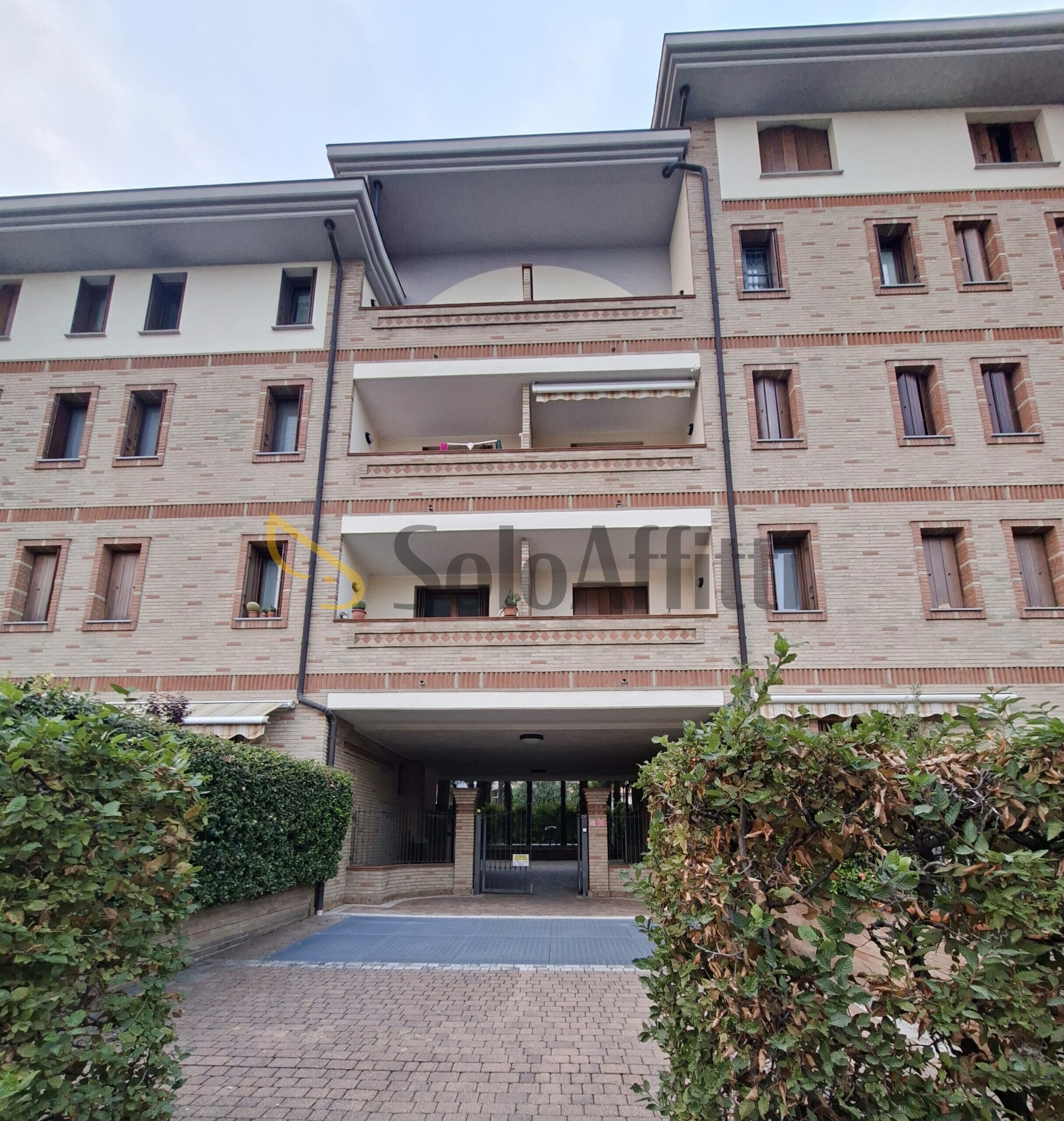 Bilocale con terrazzo in via pasubio 39, Lissone
