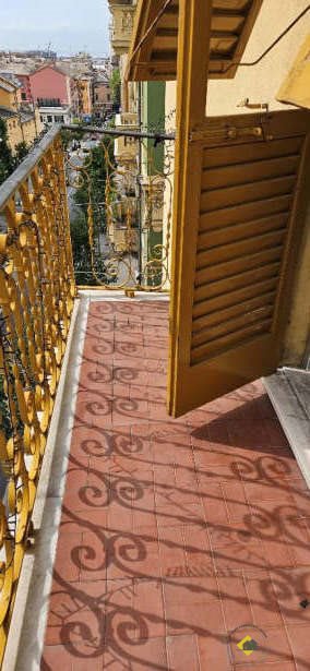 Quadrilocale in vendita a Genova