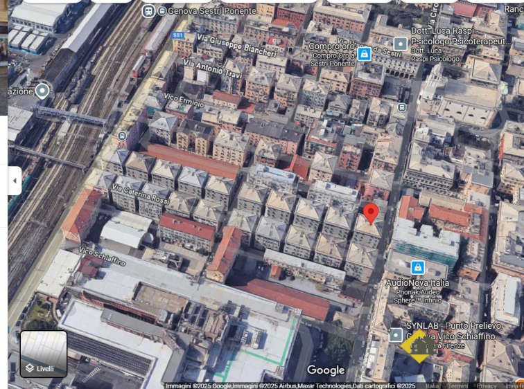 Quadrilocale in vendita a Genova