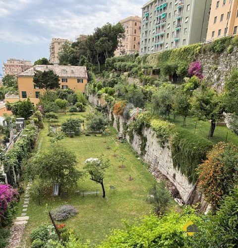 Trilocale in vendita a Genova