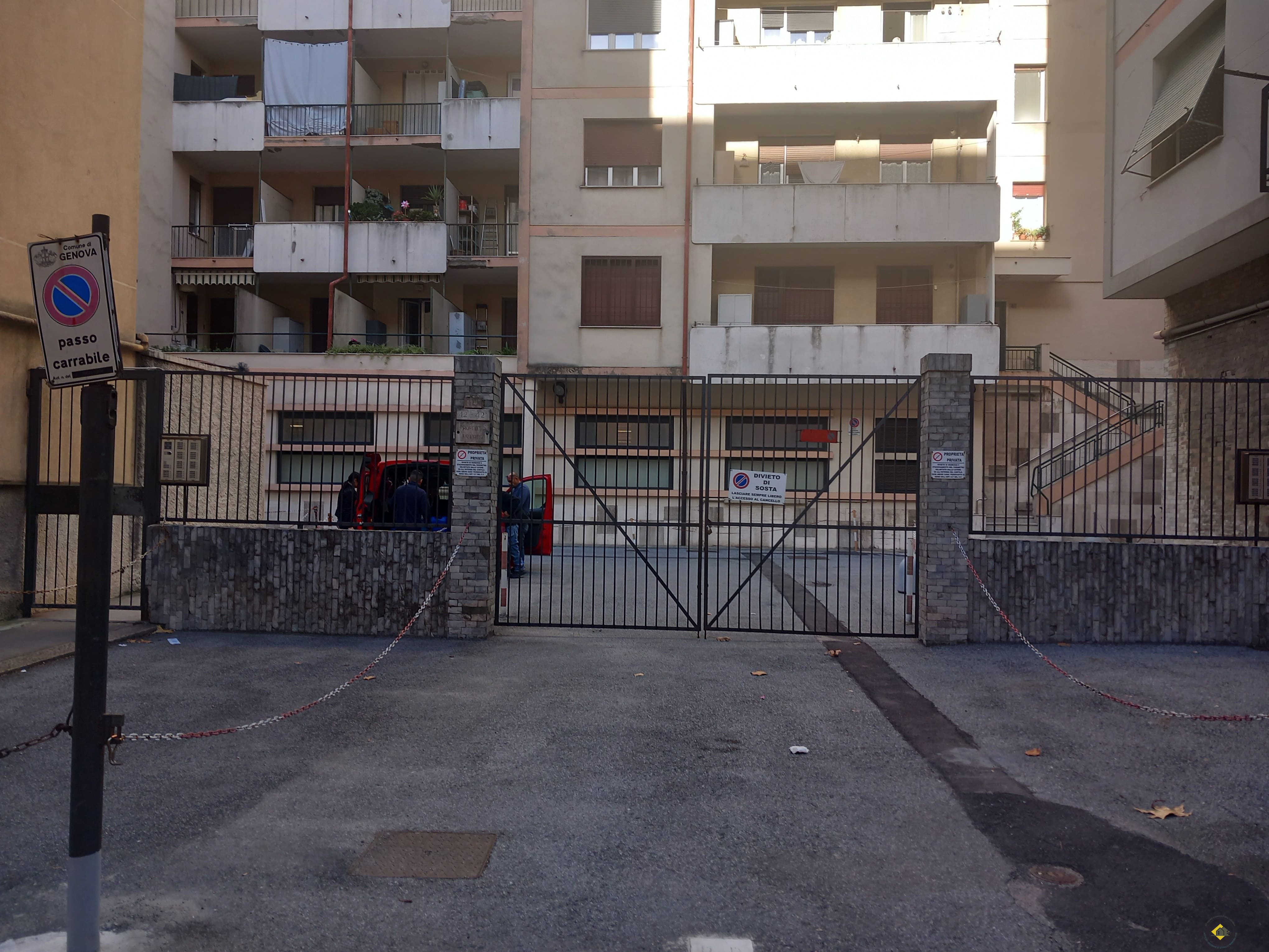 Quadrilocale in vendita a Genova