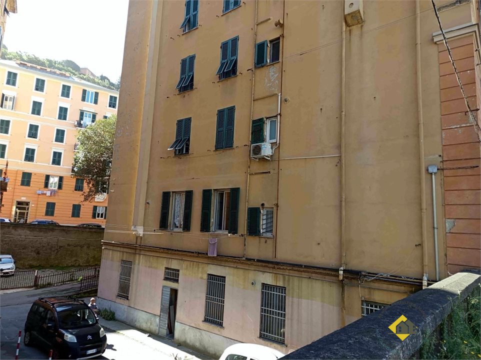 Quadrilocale in vendita a Genova