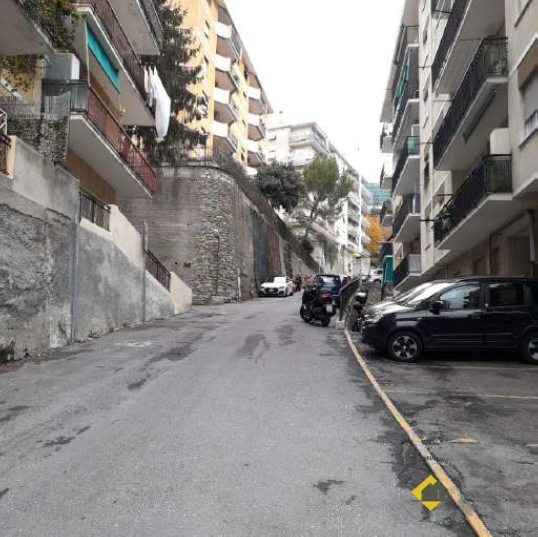 Quadrilocale in vendita a Genova