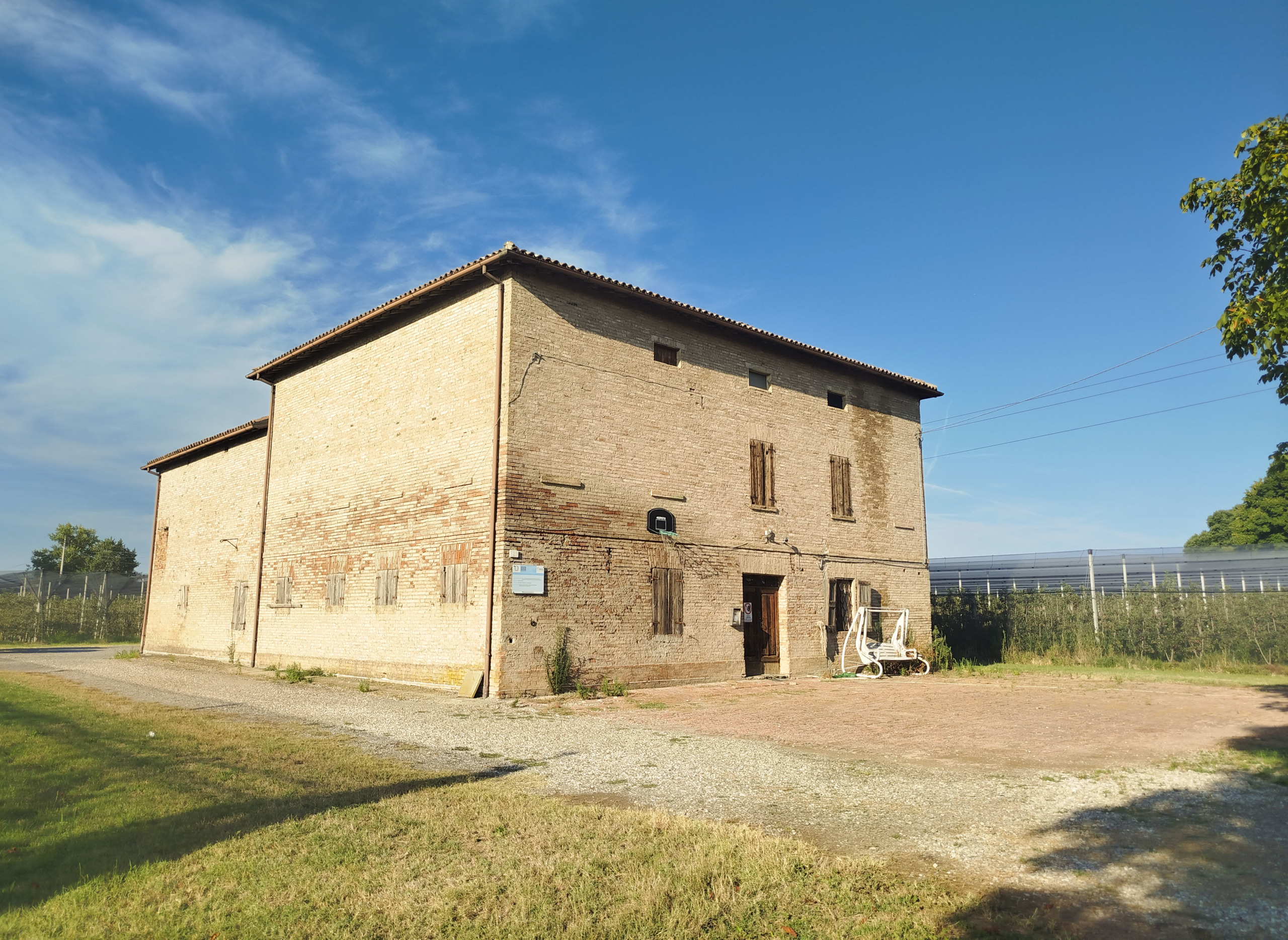 Rustico da ristrutturare in via marchiona 3, Modena