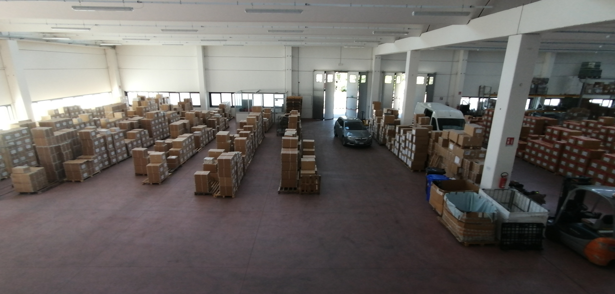 Capannone in vendita a Novi di Modena