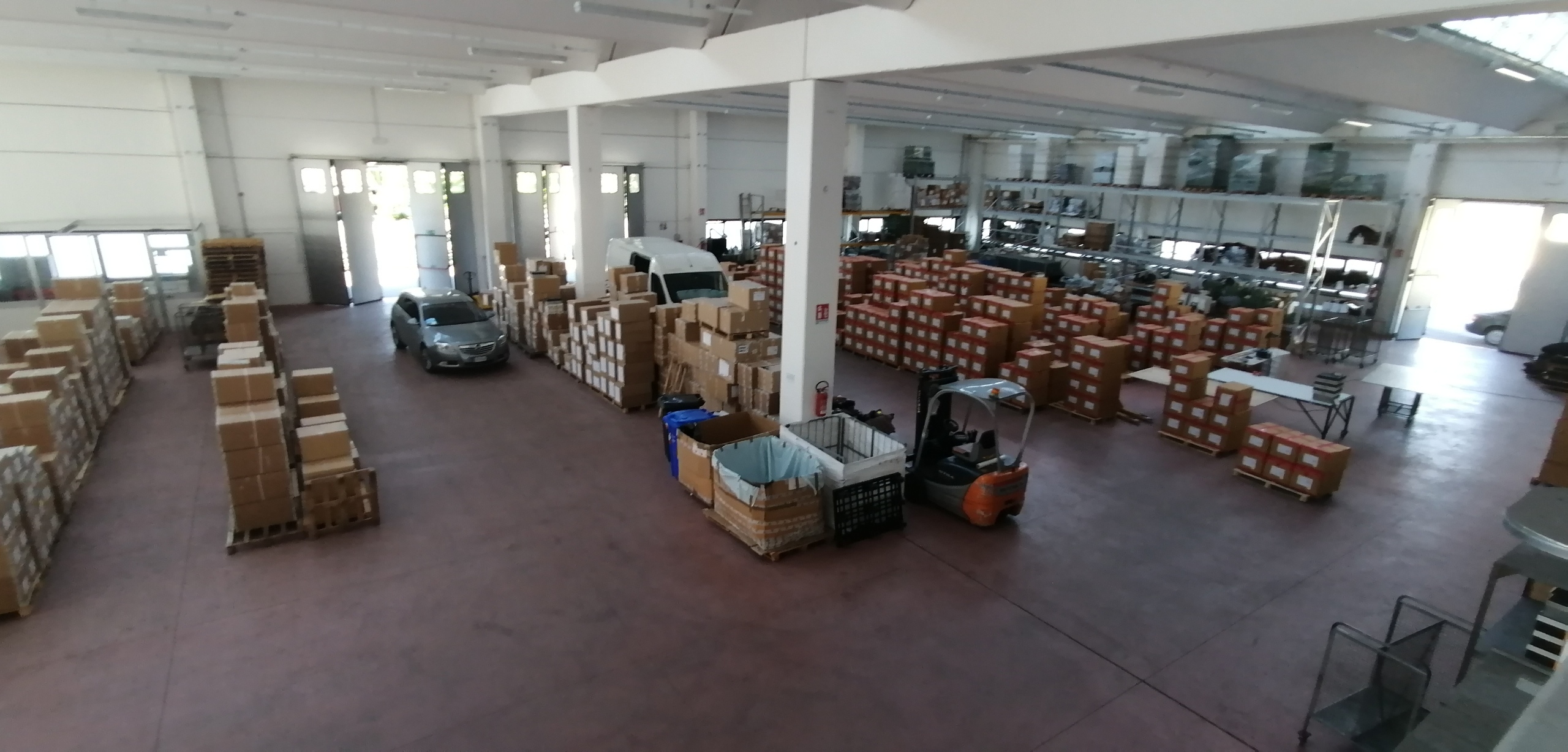 Capannone in vendita a Novi di Modena