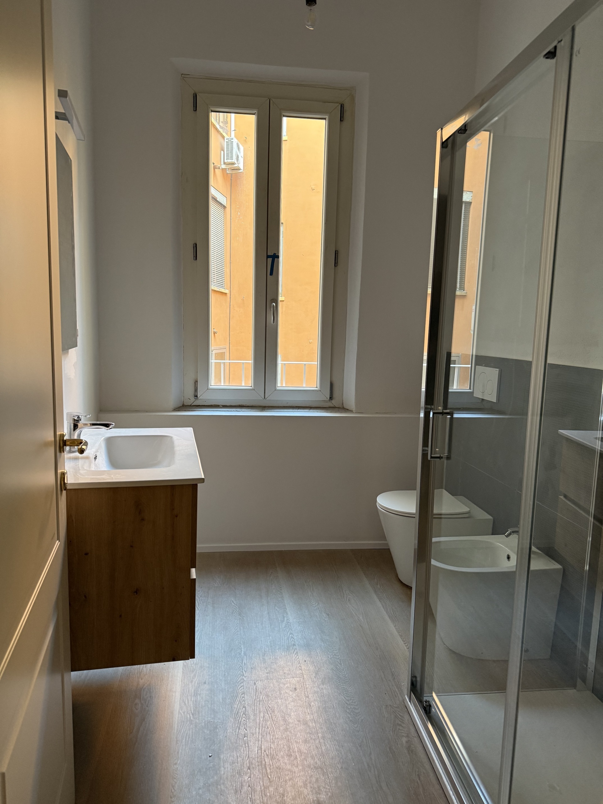 Quadrilocale ristrutturato in via mascherella 23, Modena