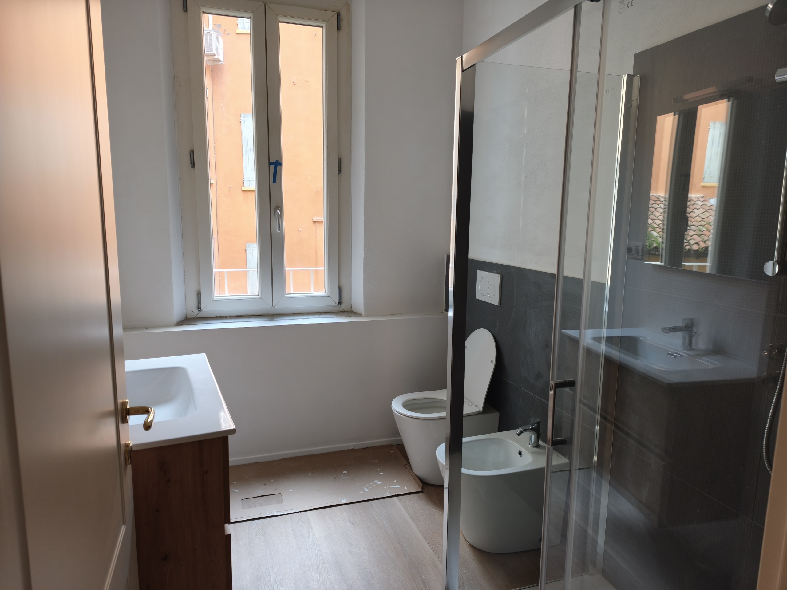 Quadrilocale ristrutturato in via mascherella 23, Modena