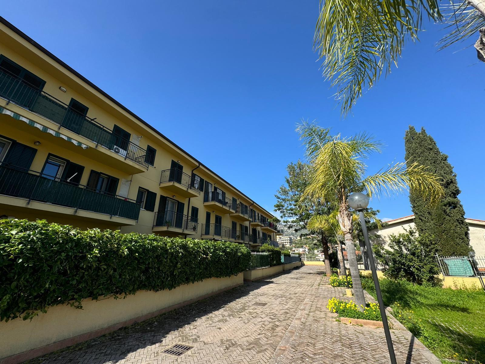 Quadrilocale con giardino a Monreale