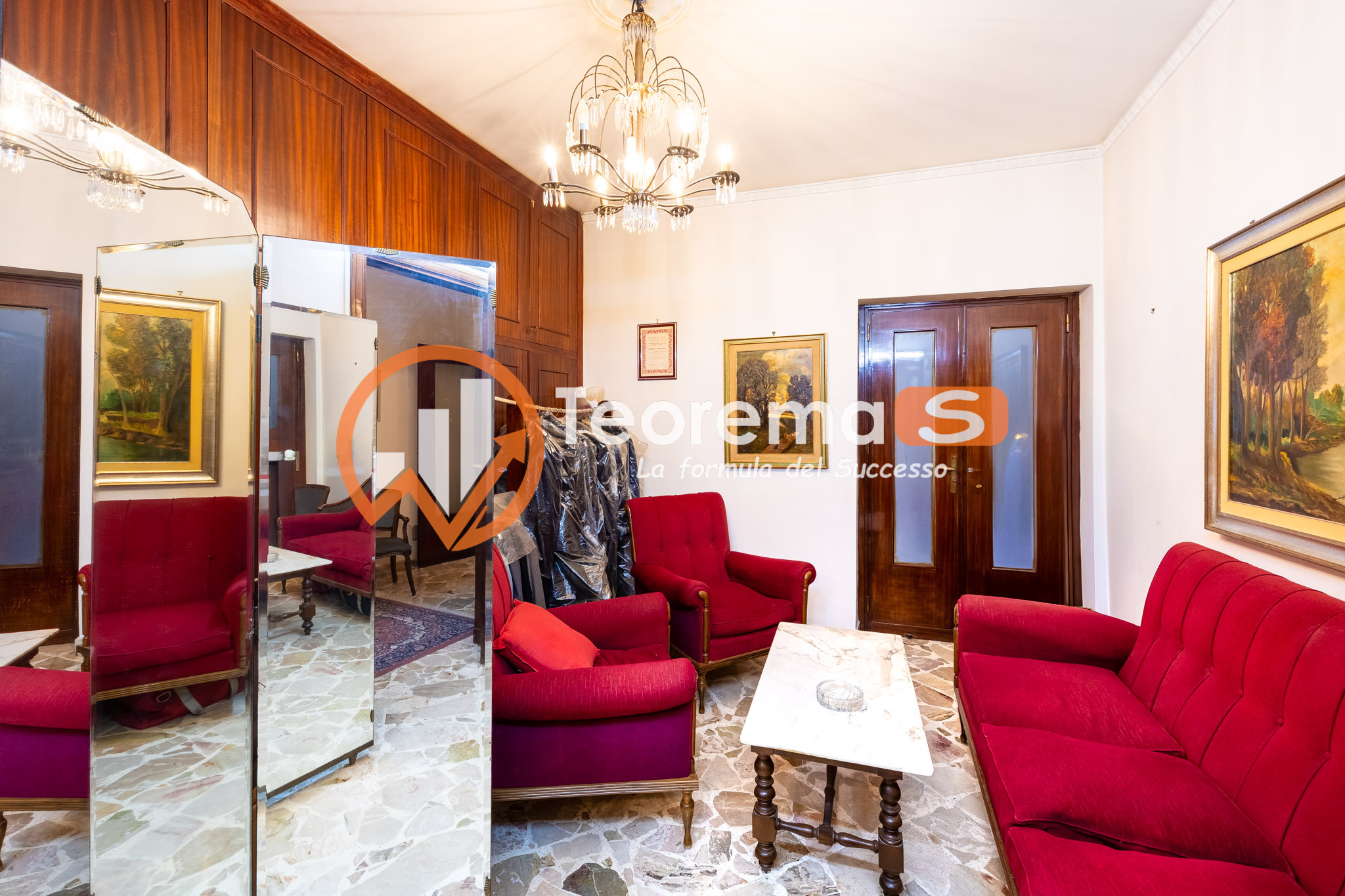 Appartamento in vendita in via serradifalco, Palermo