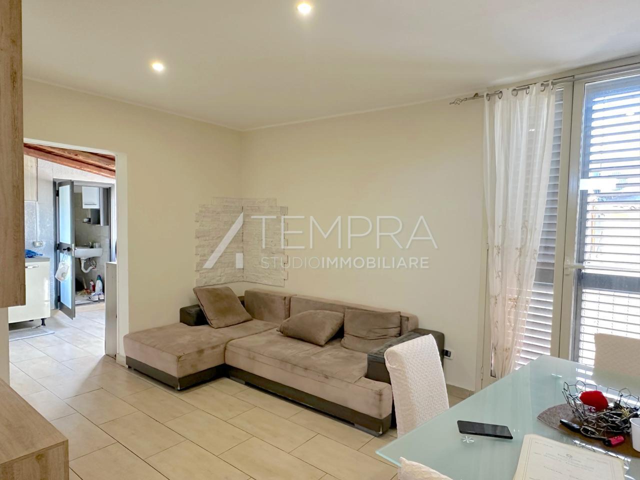 Quadrilocale in vendita in via cipollone, Adrano