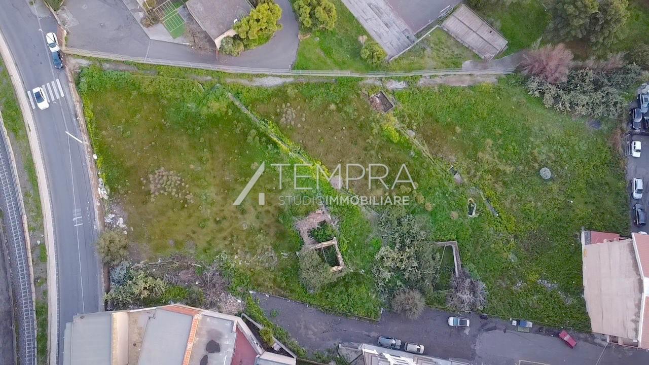 Terreno Industriale in vendita a Adrano