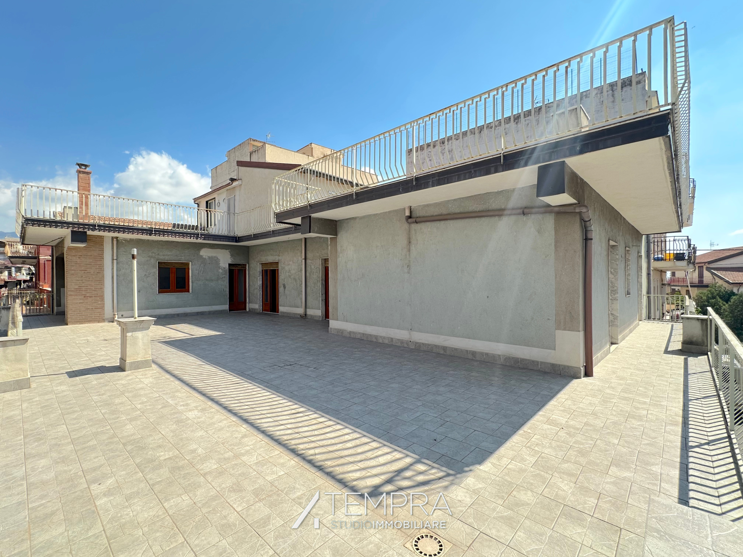 Casa indipendente in vendita in via albert einstein 9, Adrano