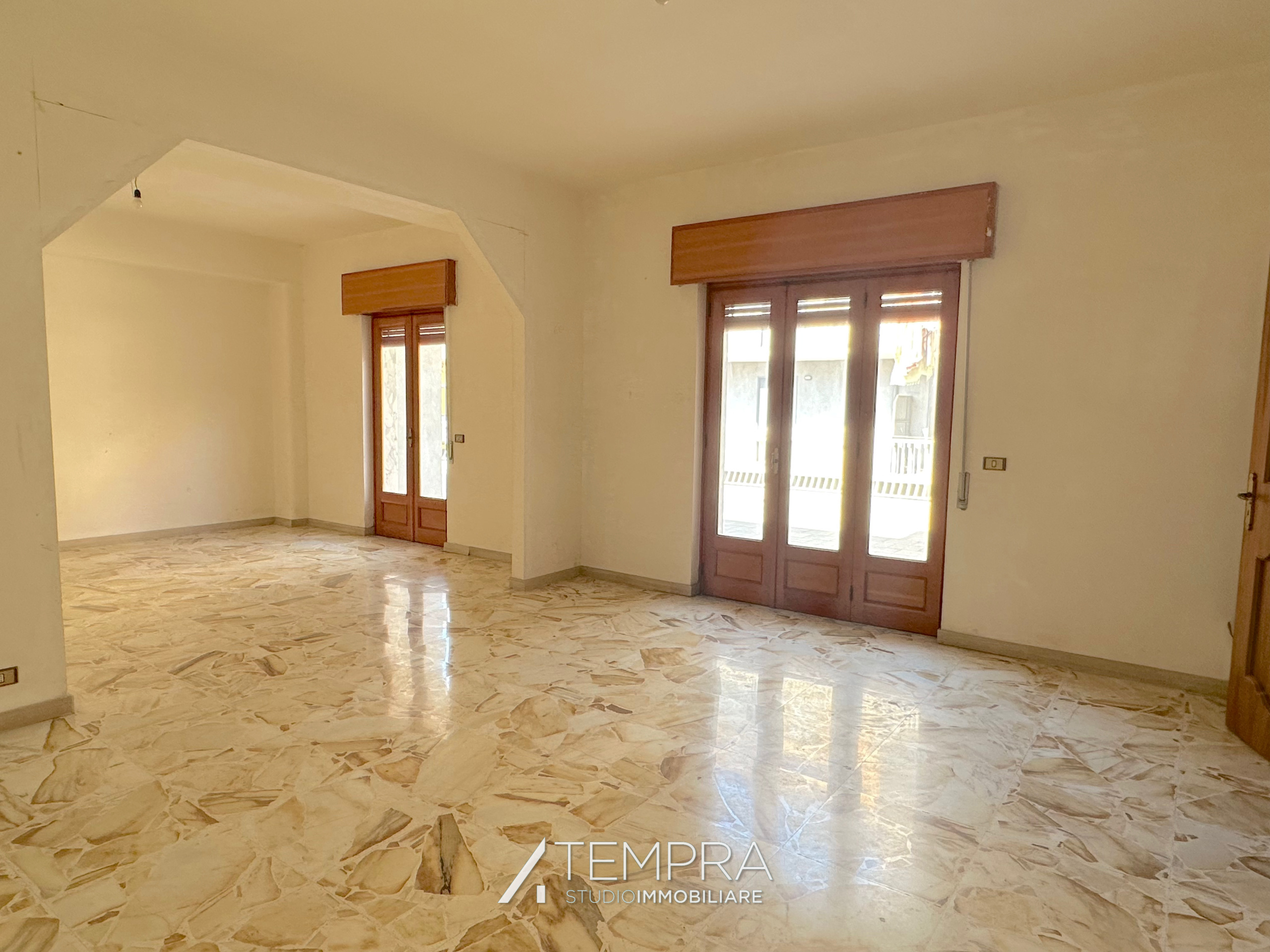 Casa indipendente in vendita in via albert einstein 9, Adrano