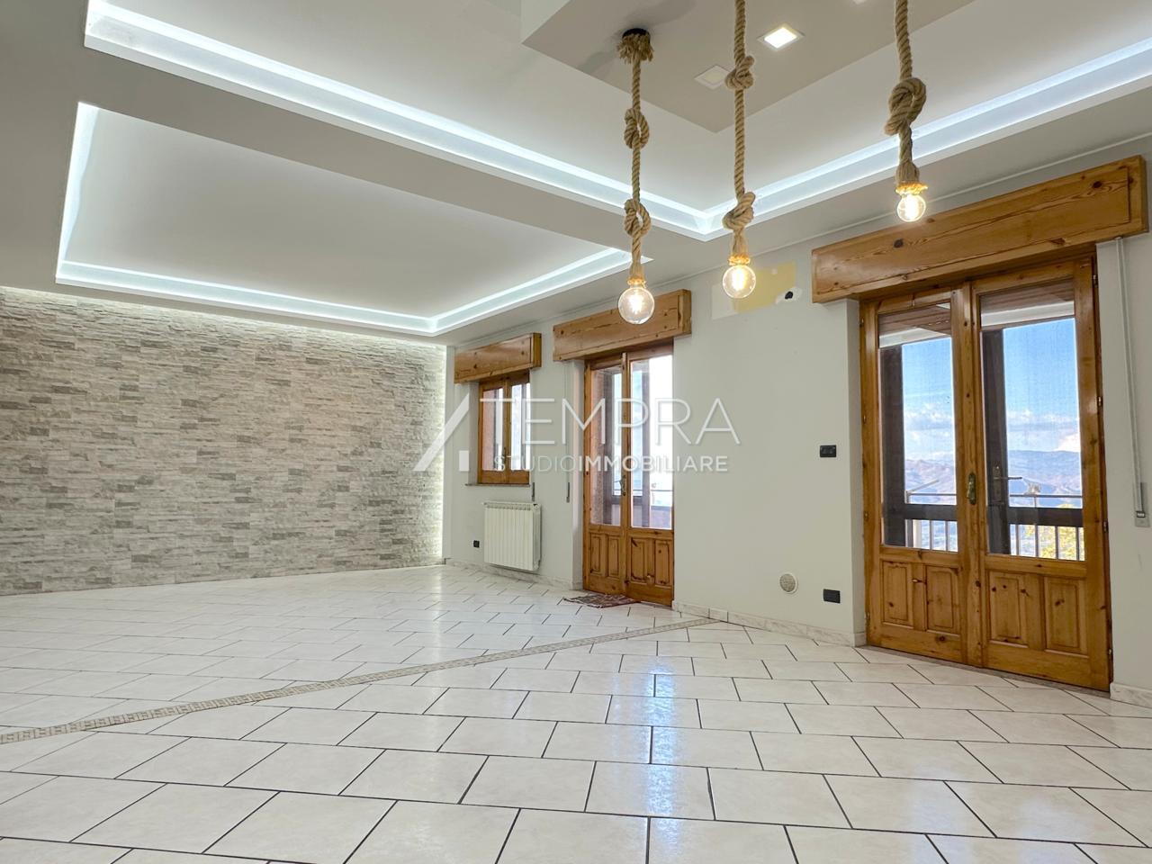 Appartamento in vendita in via paolo vi, Adrano