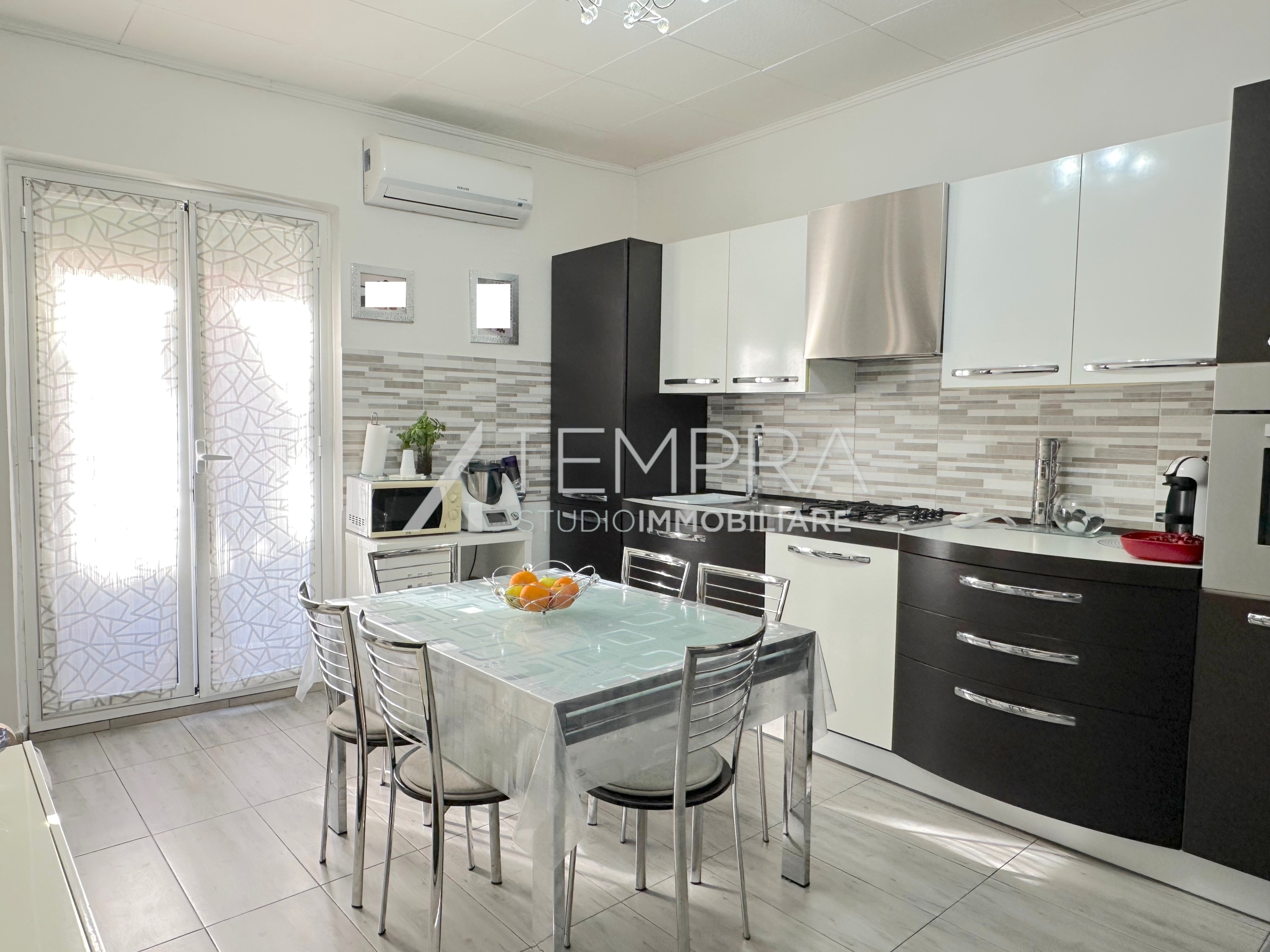 Casa indipendente in vendita a Adrano