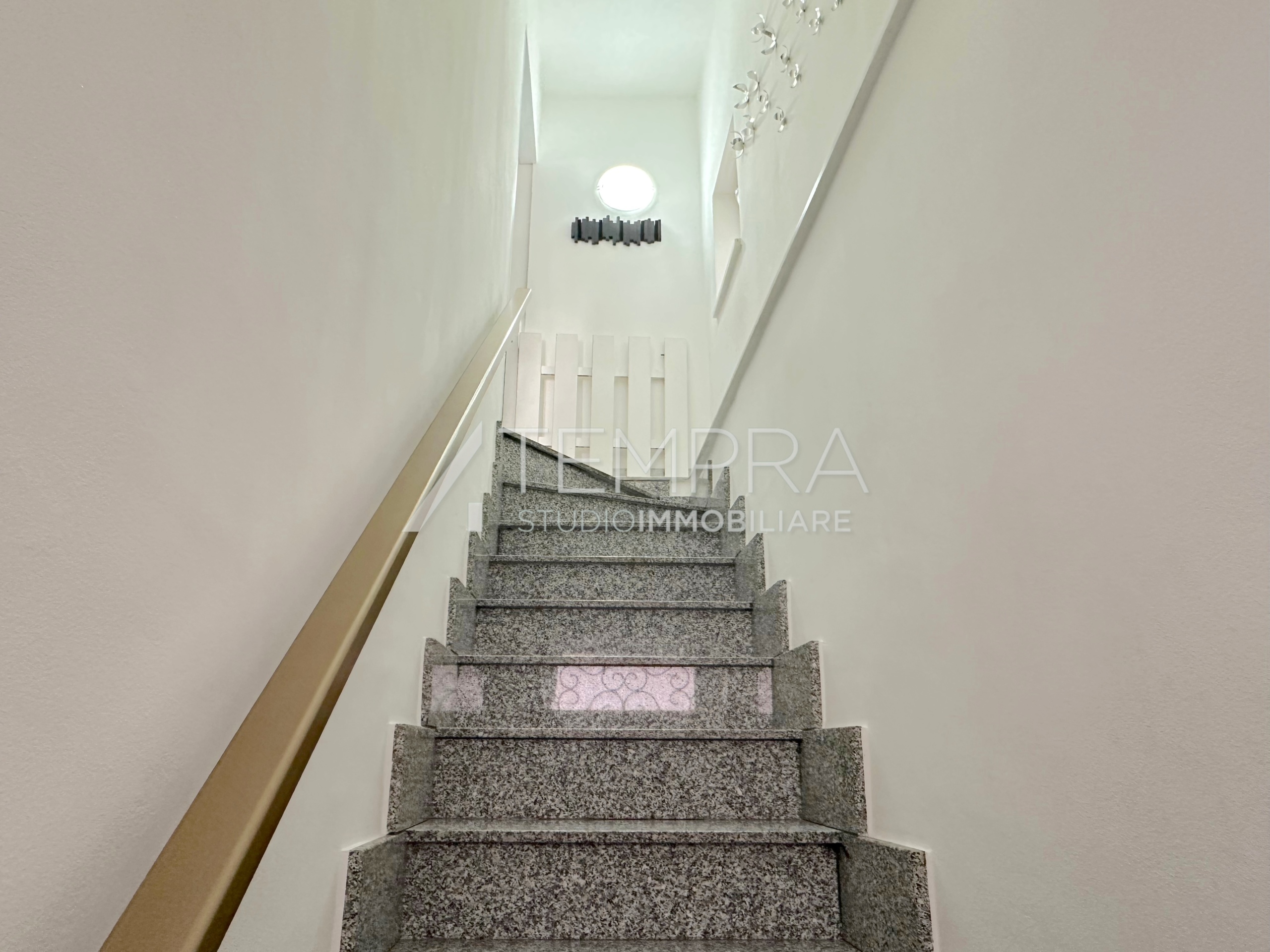 Casa indipendente in vendita a Adrano